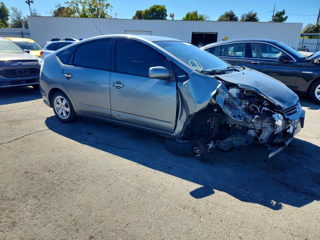 2005 Toyota Prius Base Gray vin: JTDKB20U953098033