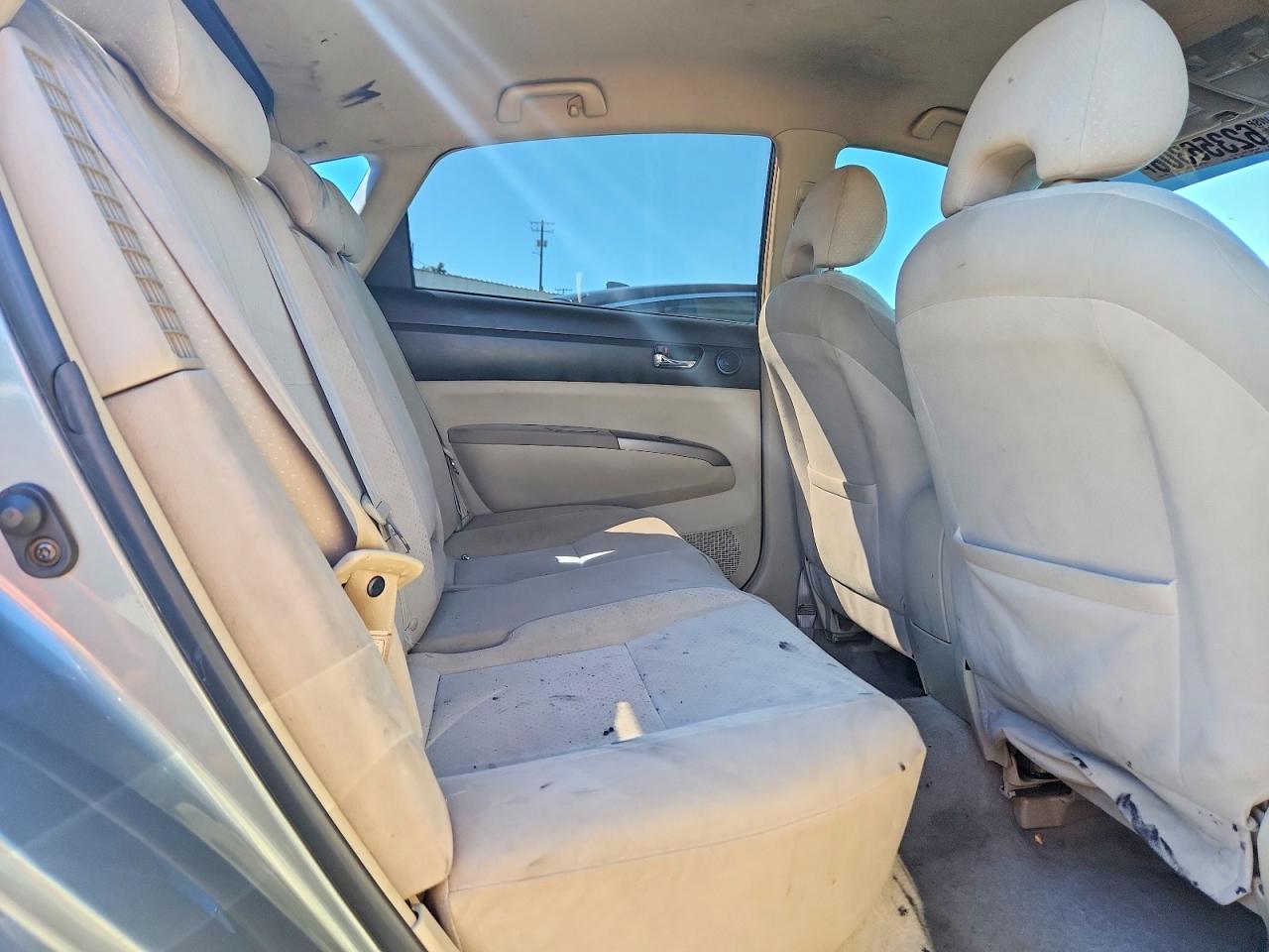 2005 Toyota Prius Base Gray vin: JTDKB20U953098033