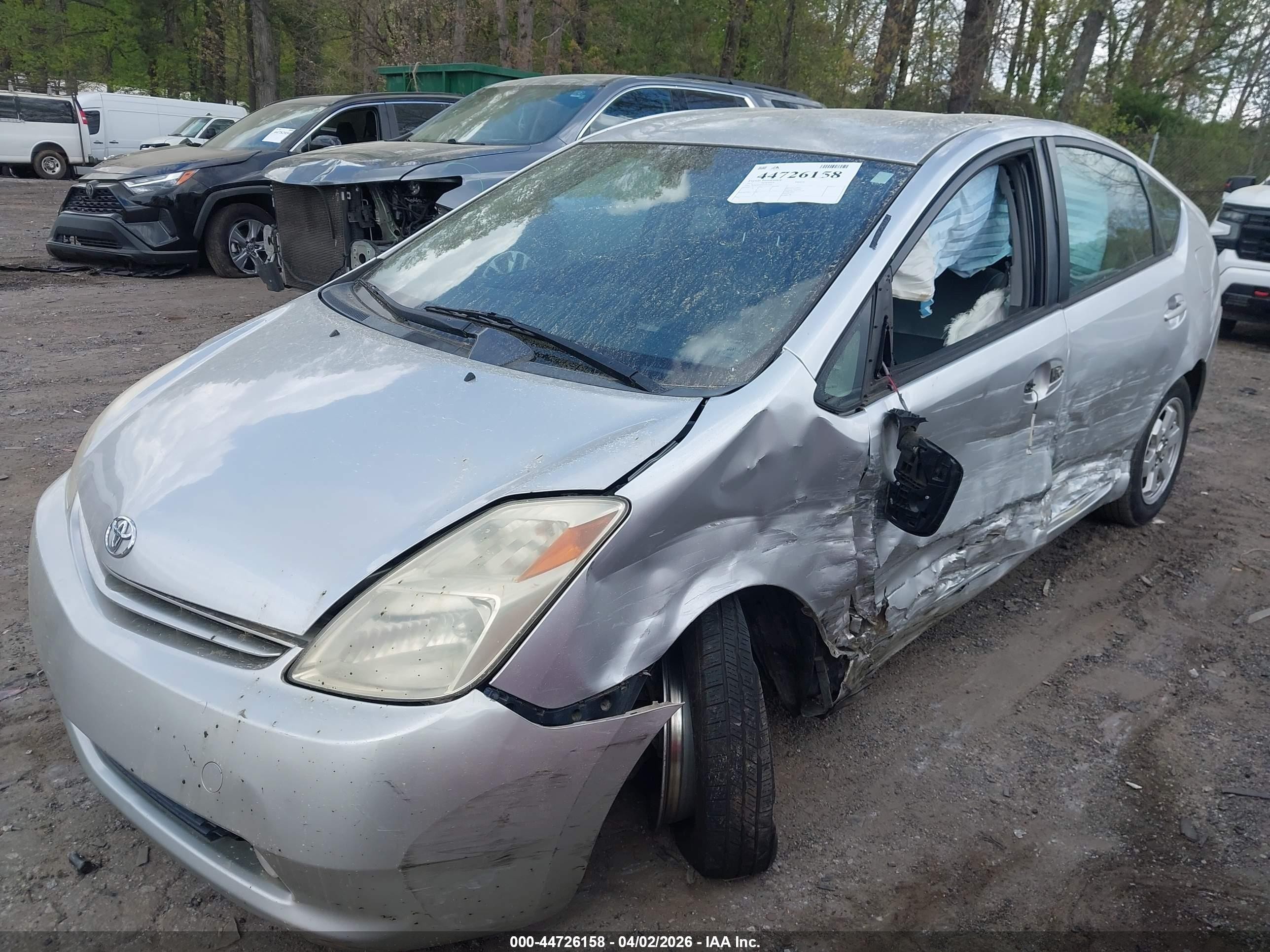2005 Toyota Prius   Silver vin: JTDKB20U957022160