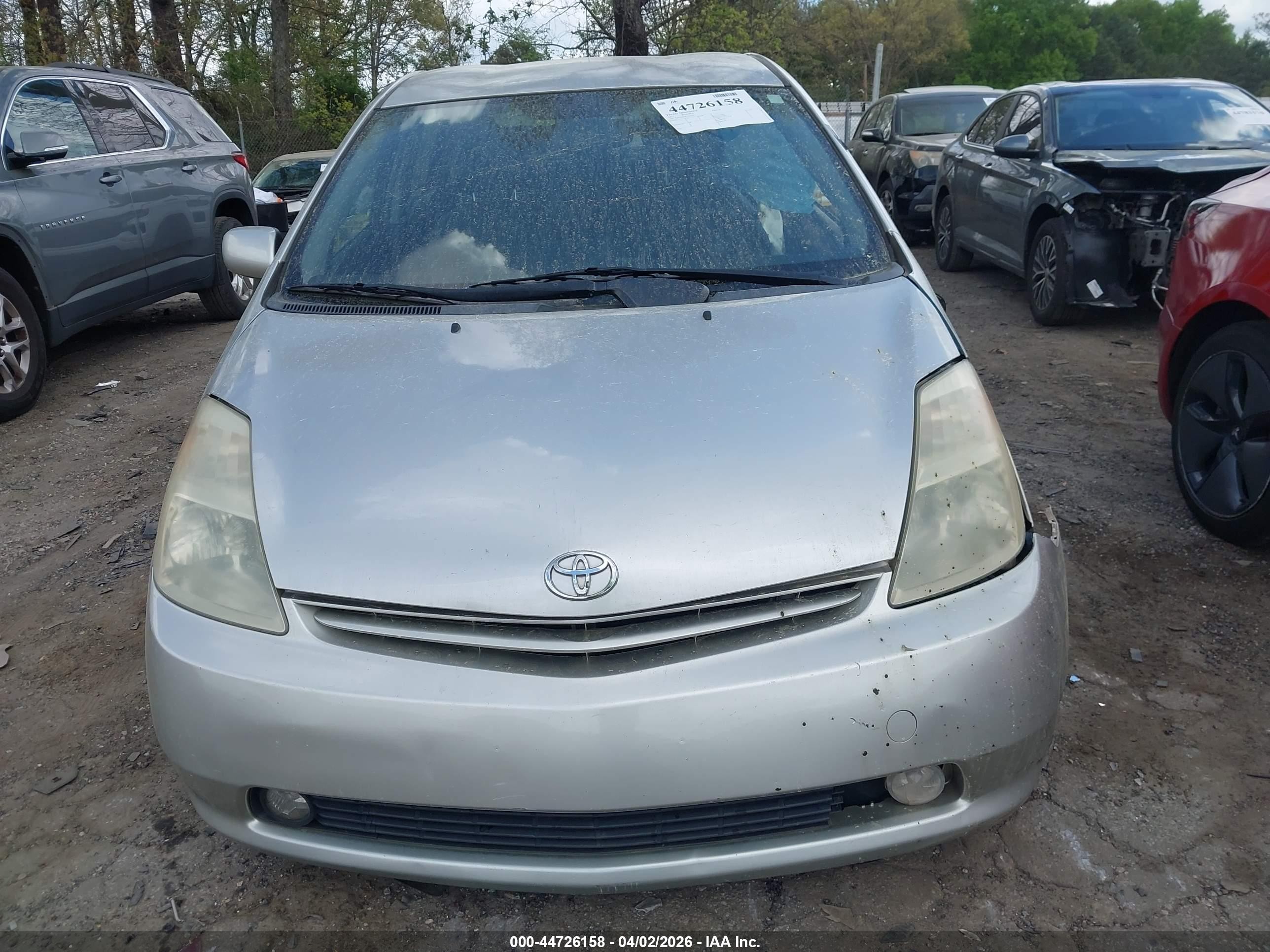 2005 Toyota Prius   Silver vin: JTDKB20U957022160