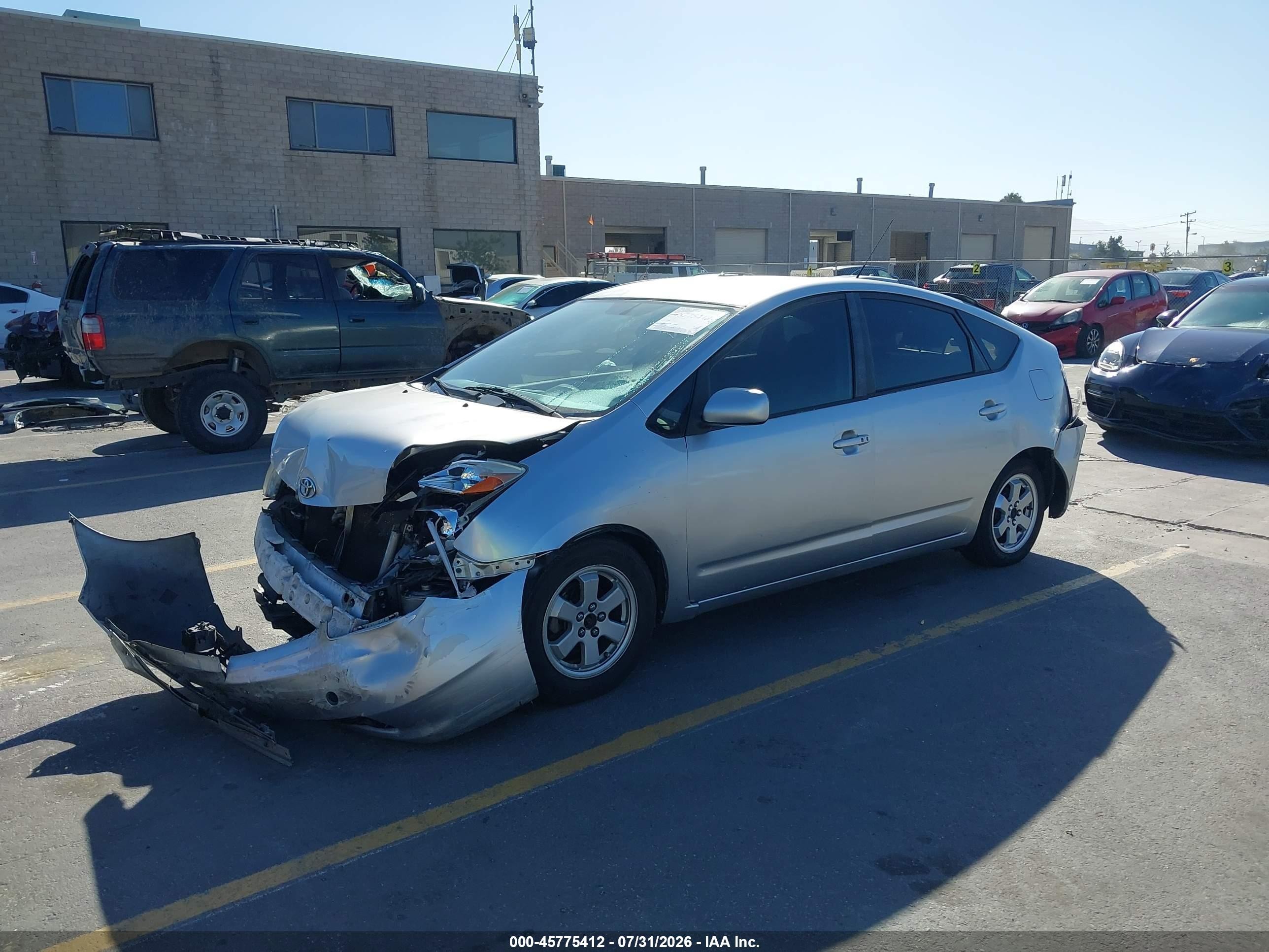 2005 Toyota Prius   Gray vin: JTDKB20U957034681
