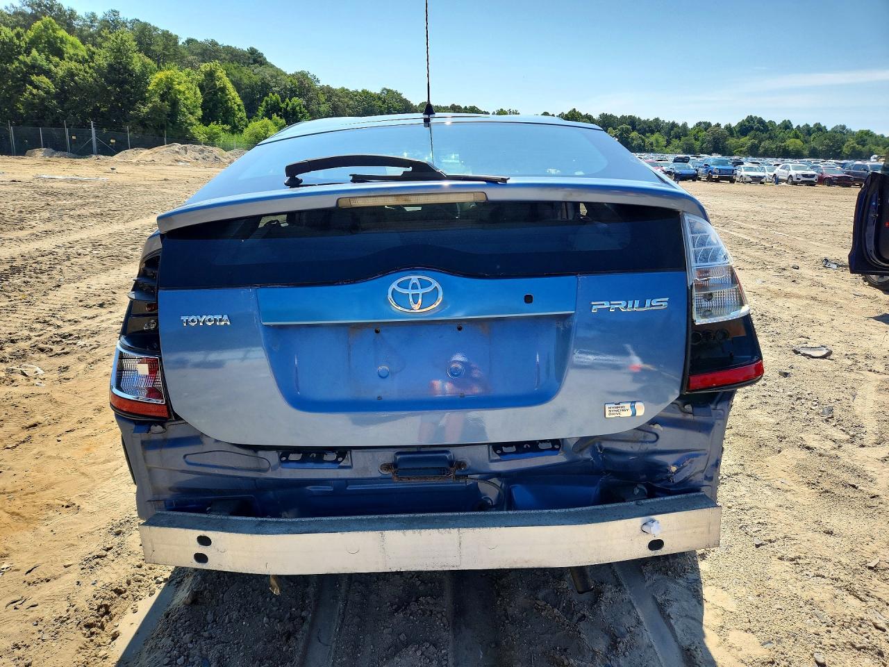 2005 Toyota Prius Base Blue vin: JTDKB20U957047768