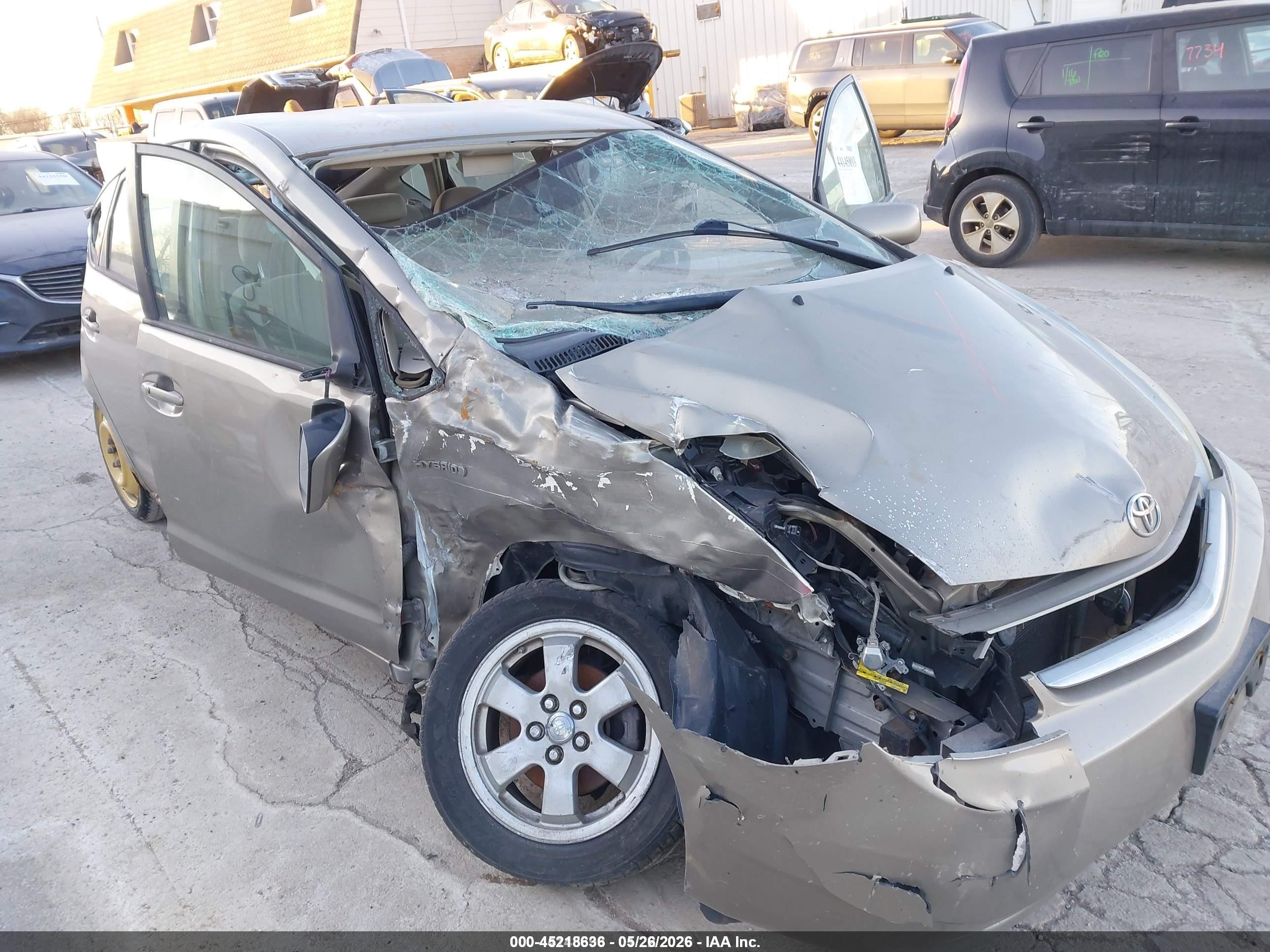 2006 Toyota Prius   Gold vin: JTDKB20U963148012