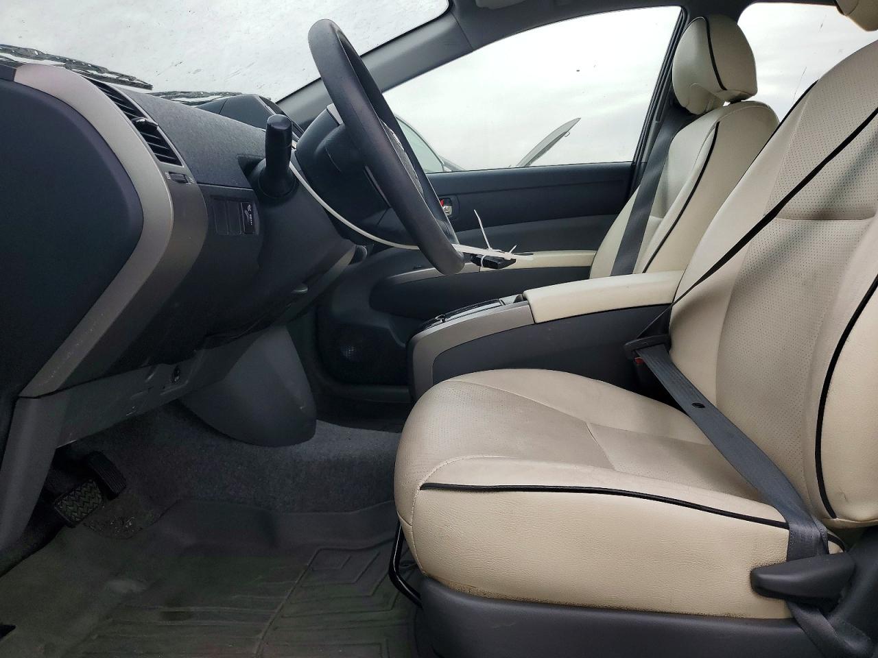 2006 Toyota Prius Base White vin: JTDKB20U963158376