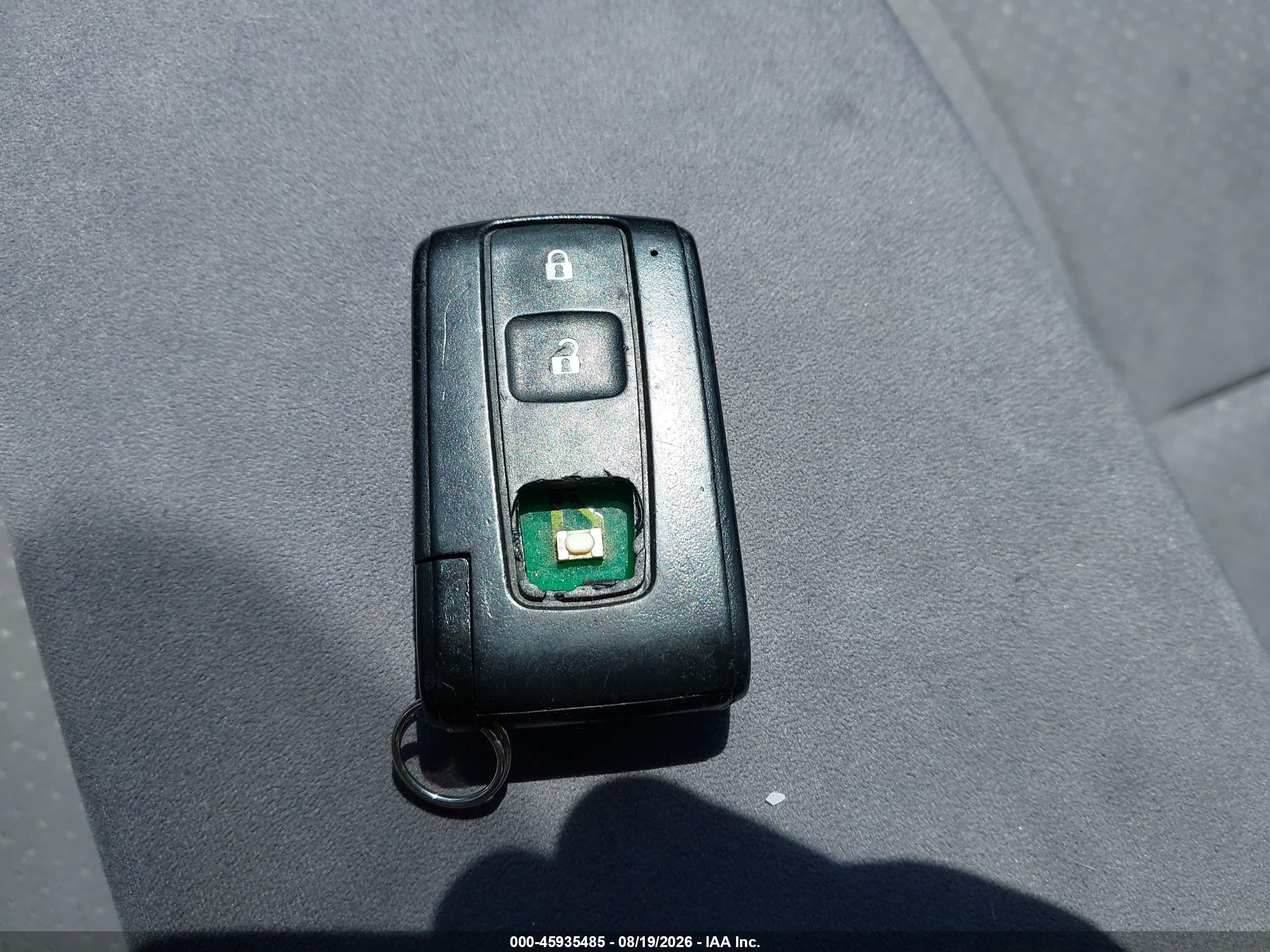 2006 Toyota Prius   Silver vin: JTDKB20U963172892