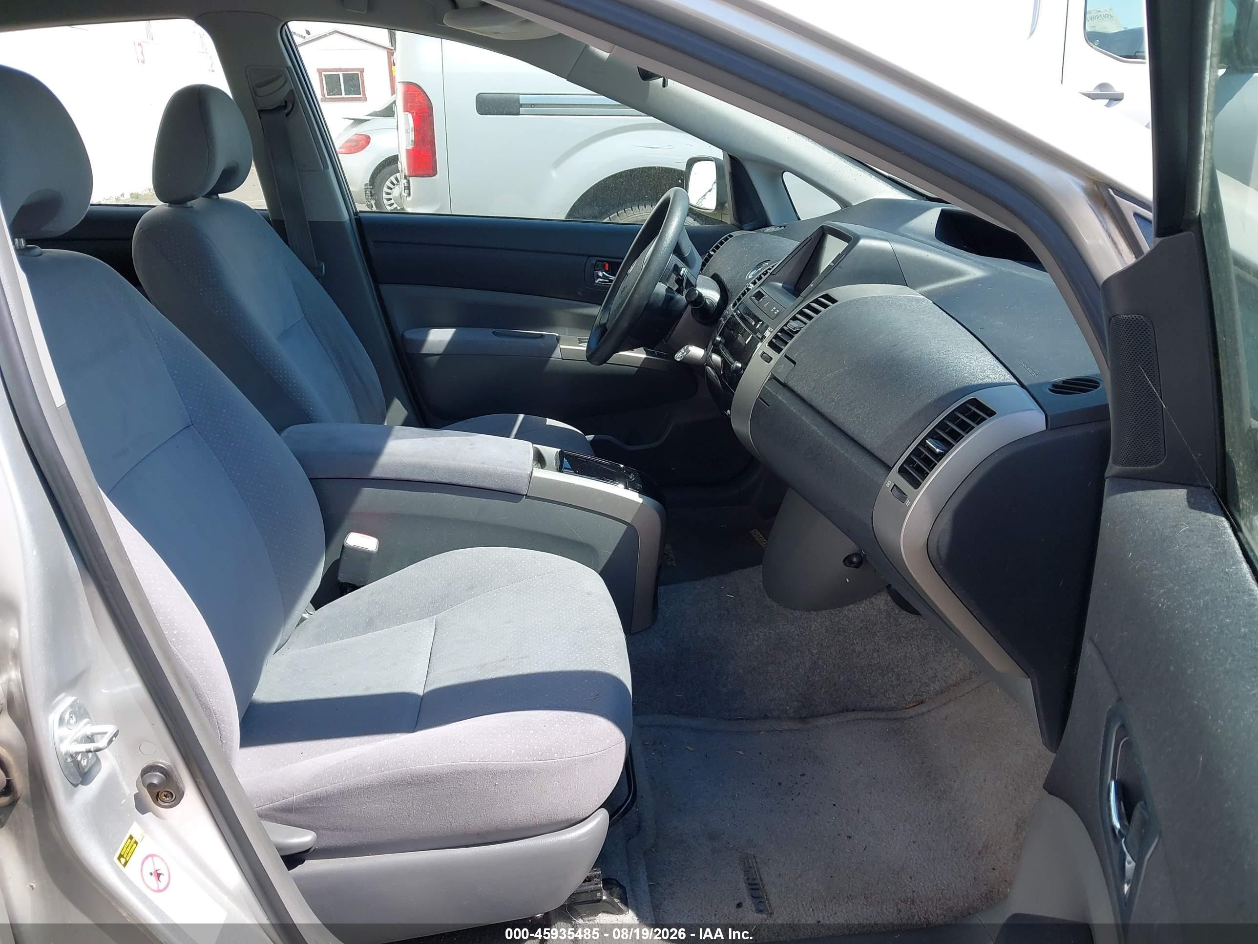 2006 Toyota Prius   Silver vin: JTDKB20U963172892