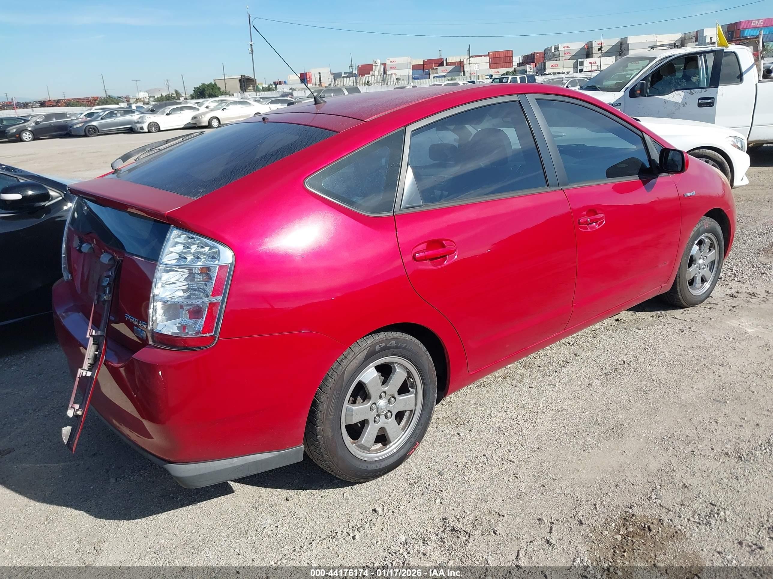 2006 Toyota Prius   Красный vin: JTDKB20U963185819