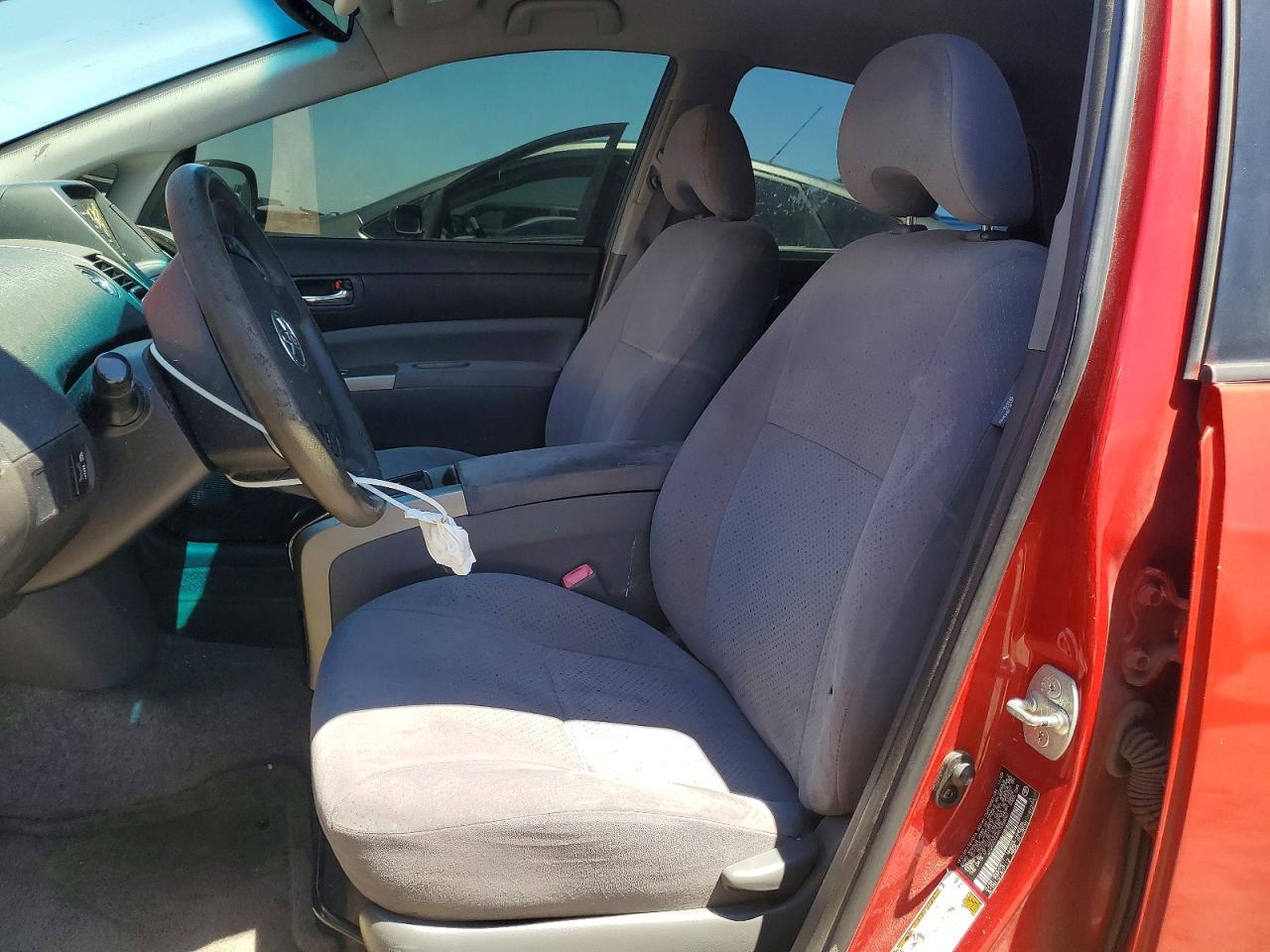 2006 Toyota Prius Base Red vin: JTDKB20U967058061