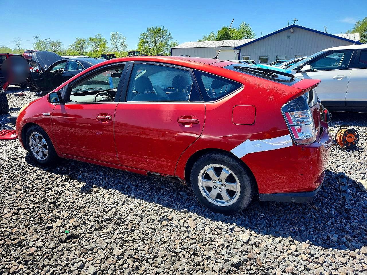 2006 Toyota Prius Base Red vin: JTDKB20U967506413