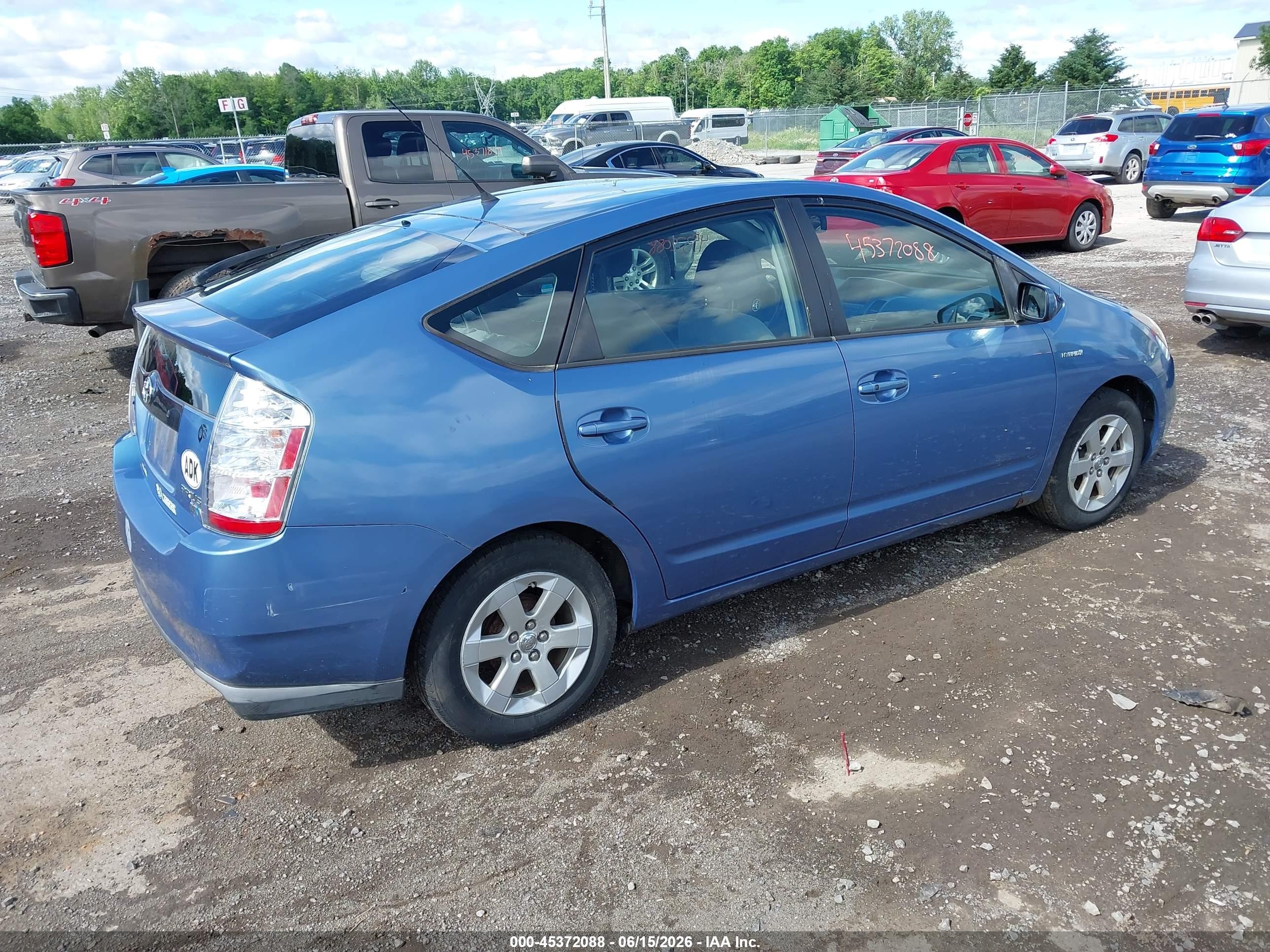 2006 Toyota Prius   Blue vin: JTDKB20U967520926
