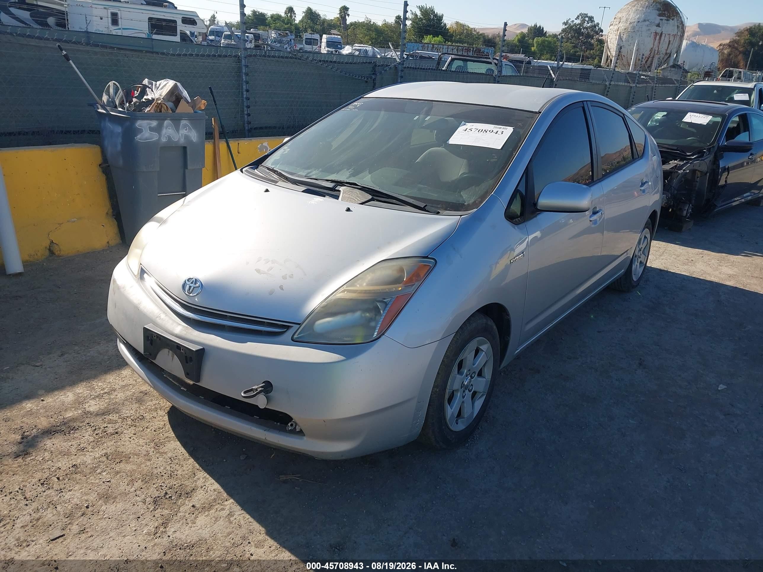 2006 Toyota Prius   Silver vin: JTDKB20U967542537
