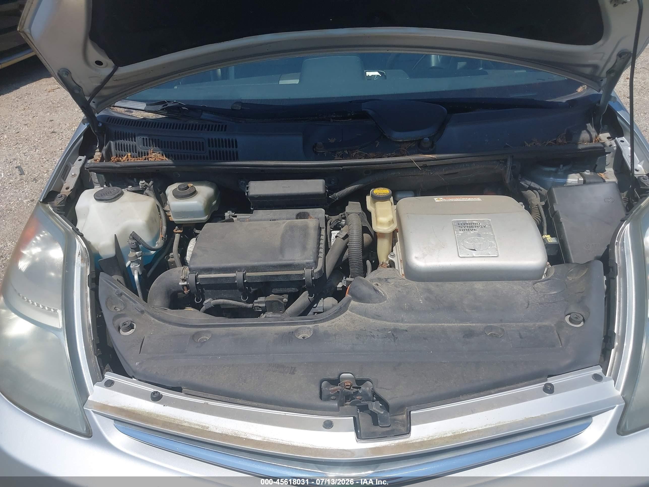 2007 Toyota Prius   Серебряный vin: JTDKB20U973205875