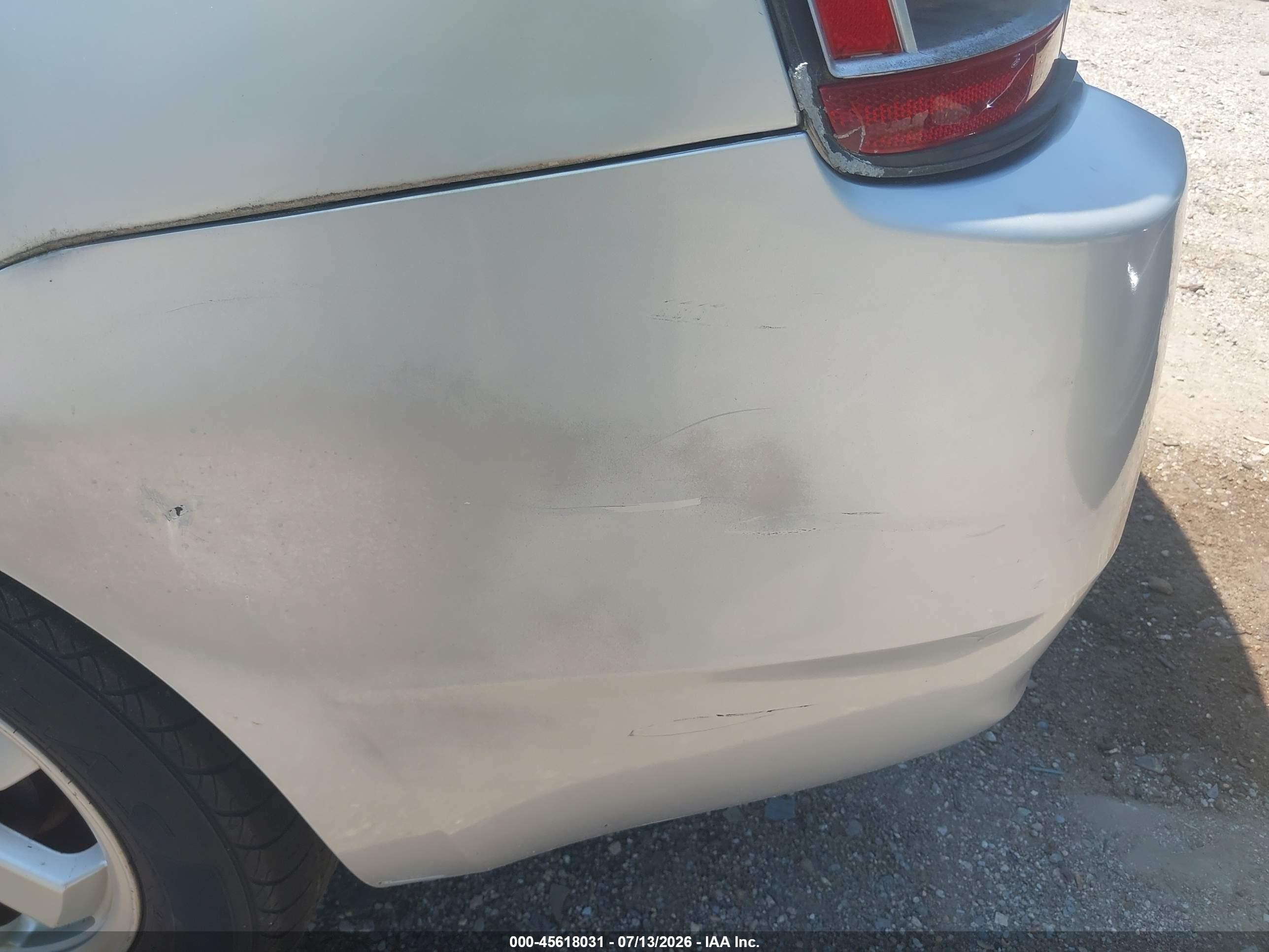 2007 Toyota Prius   Серебряный vin: JTDKB20U973205875