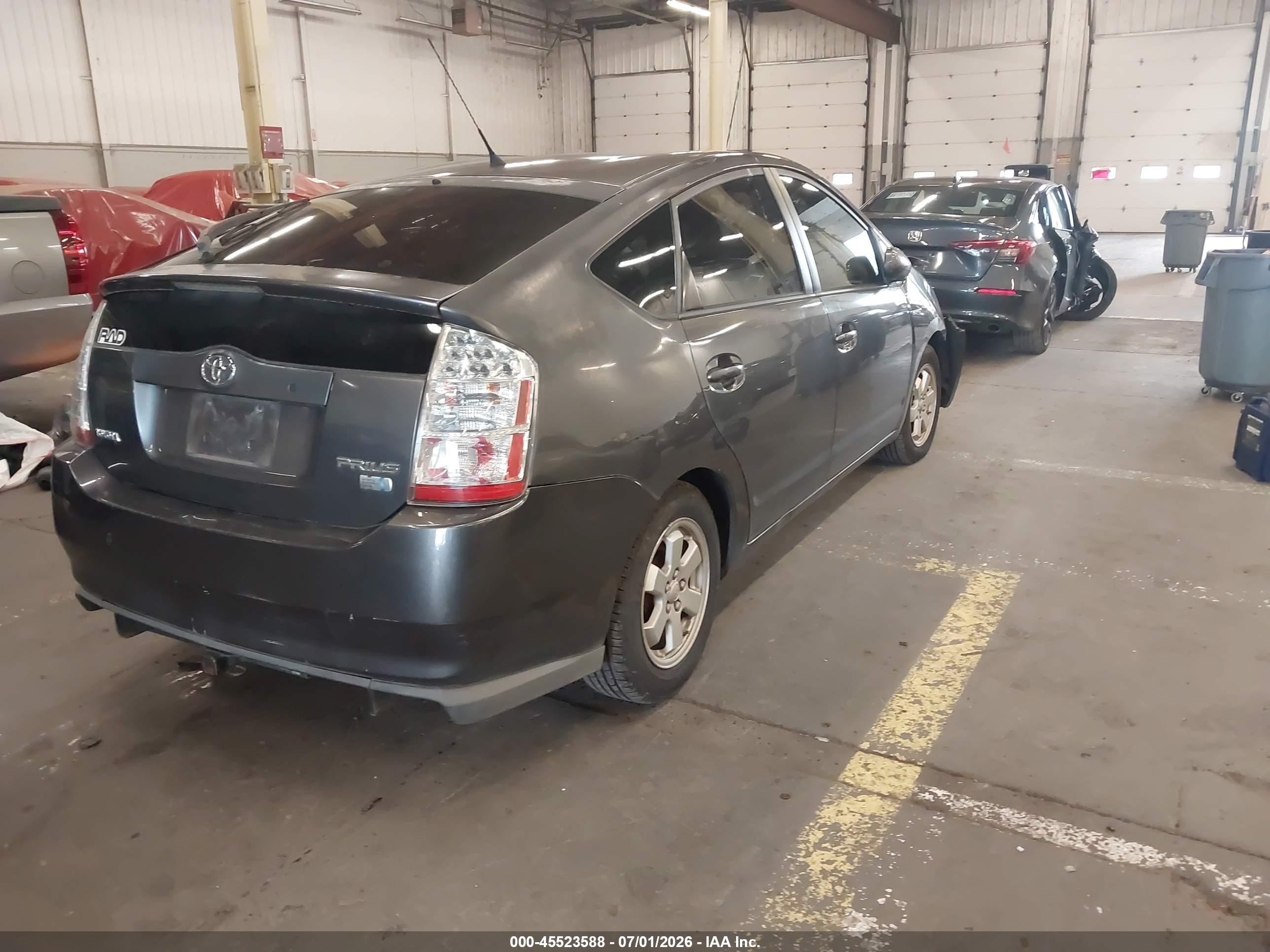 2007 Toyota Prius   Gray vin: JTDKB20U973206444