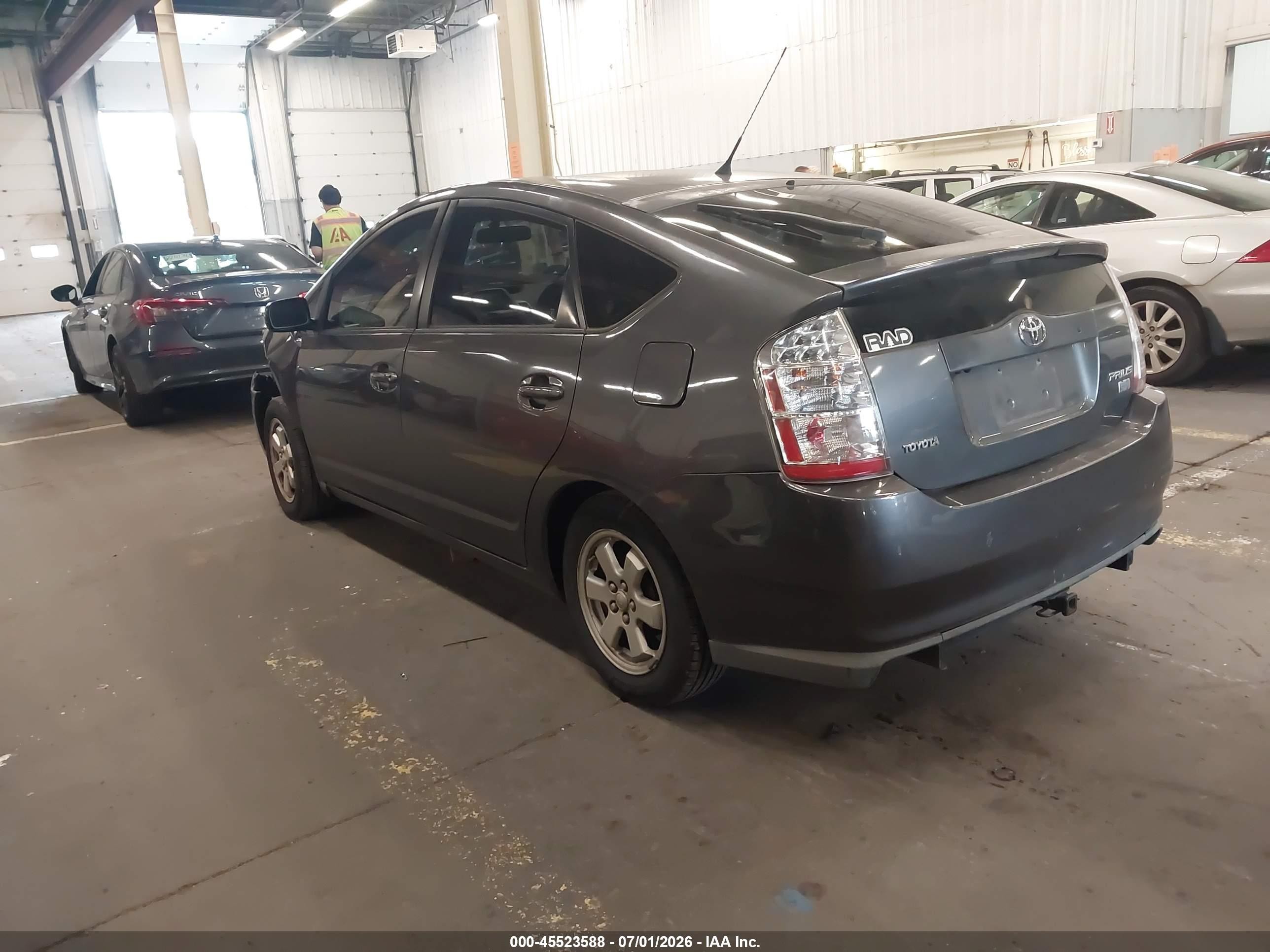 2007 Toyota Prius   Gray vin: JTDKB20U973206444