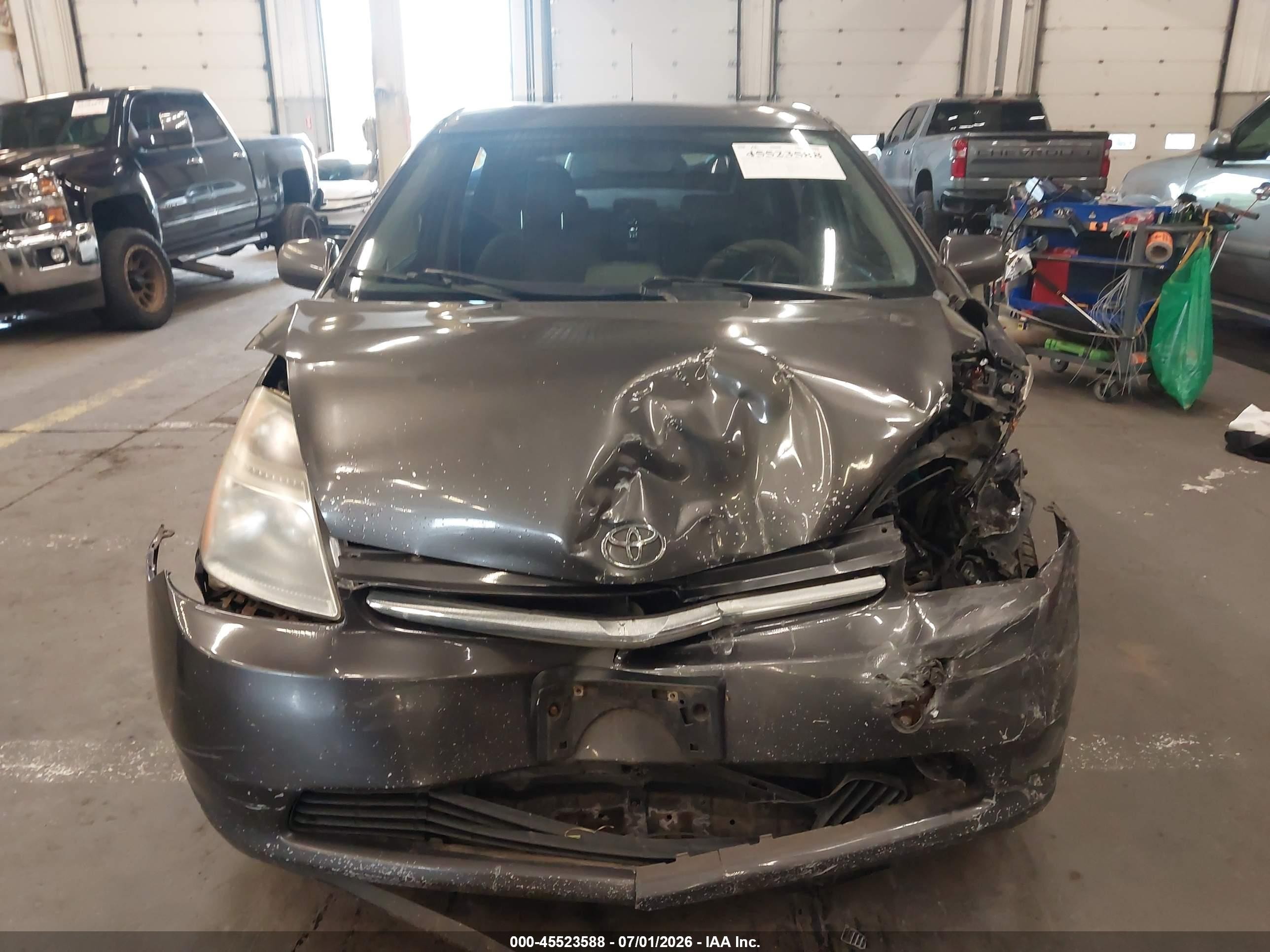 2007 Toyota Prius   Gray vin: JTDKB20U973206444