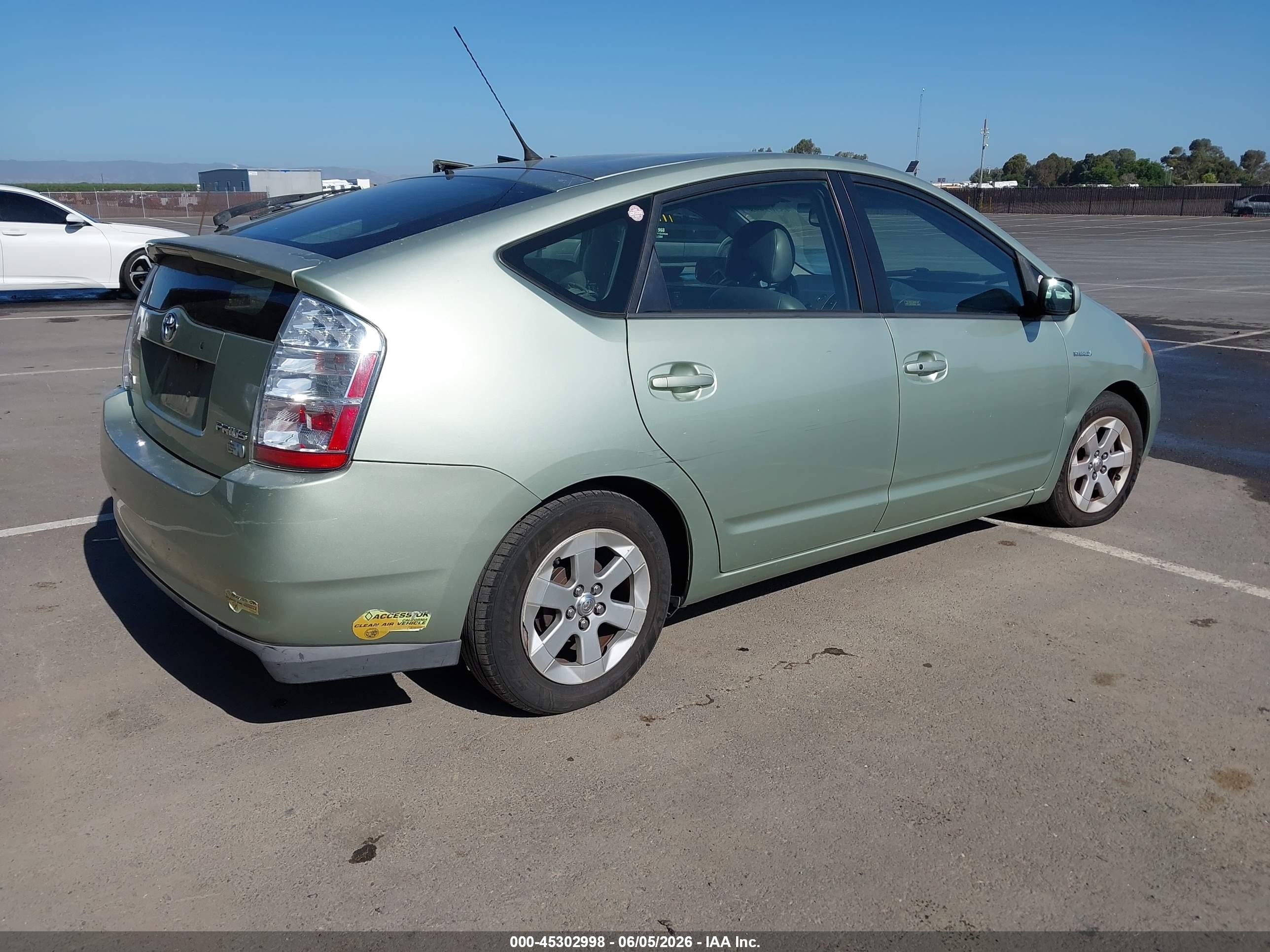 2007 Toyota Prius   Green vin: JTDKB20U973208422