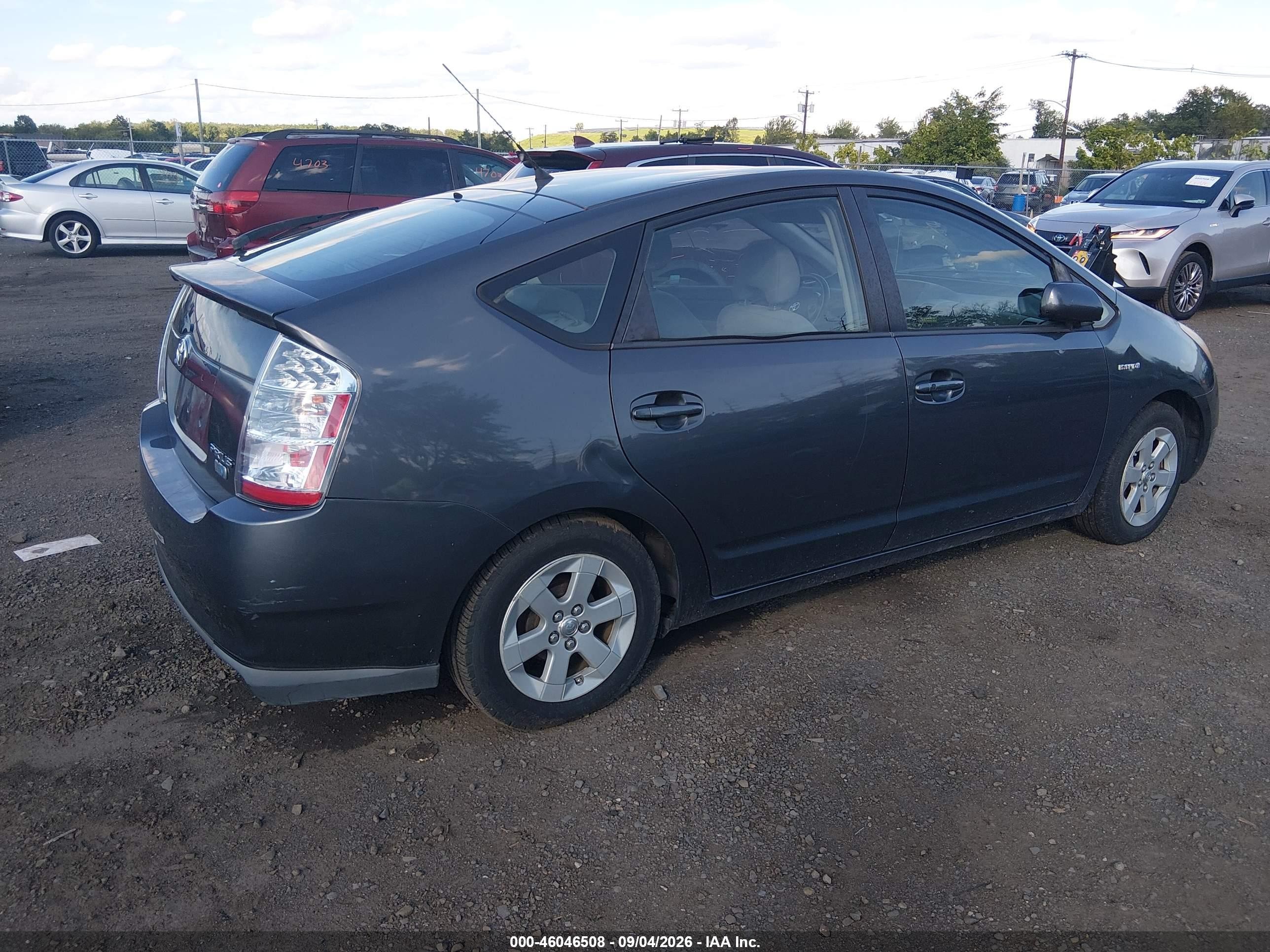 2007 Toyota Prius   Gray vin: JTDKB20U973228895