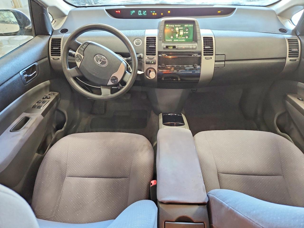 2007 Toyota Prius Base Silver vin: JTDKB20U973237628