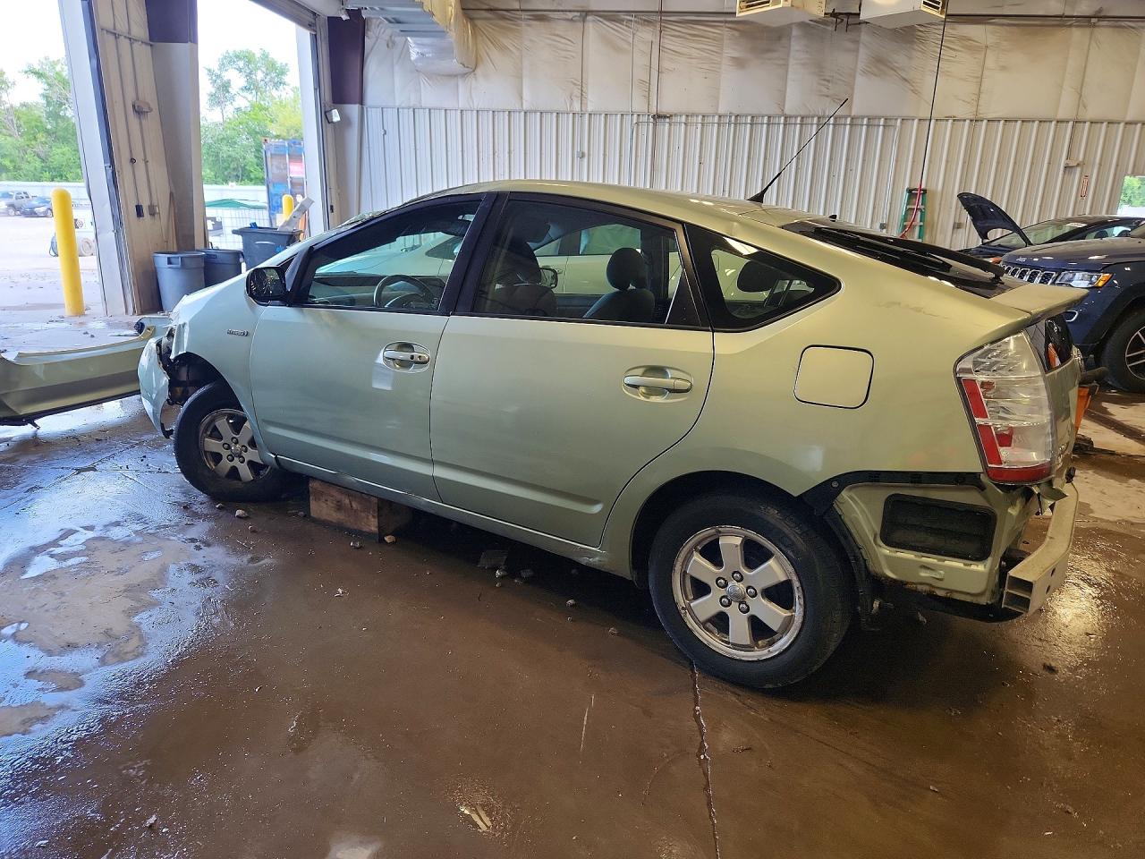 2007 Toyota Prius Base Зеленый vin: JTDKB20U973238911