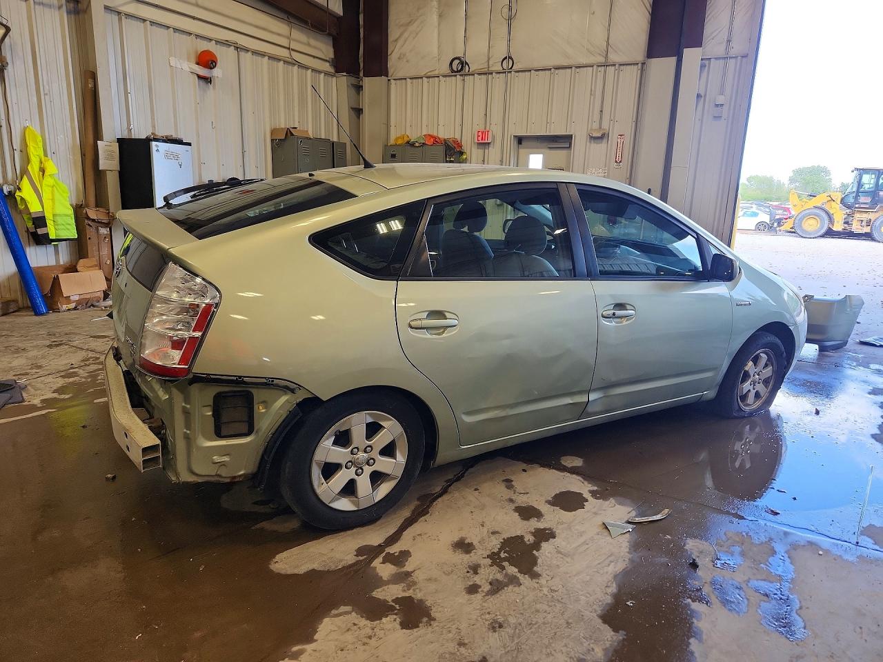 2007 Toyota Prius Base Зеленый vin: JTDKB20U973238911