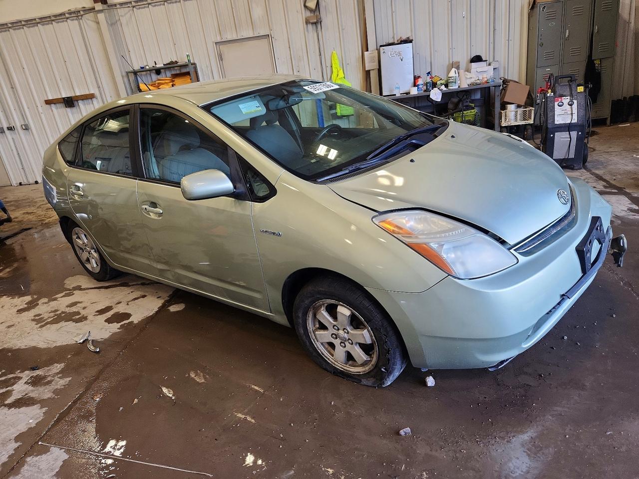 2007 Toyota Prius Base Зеленый vin: JTDKB20U973238911