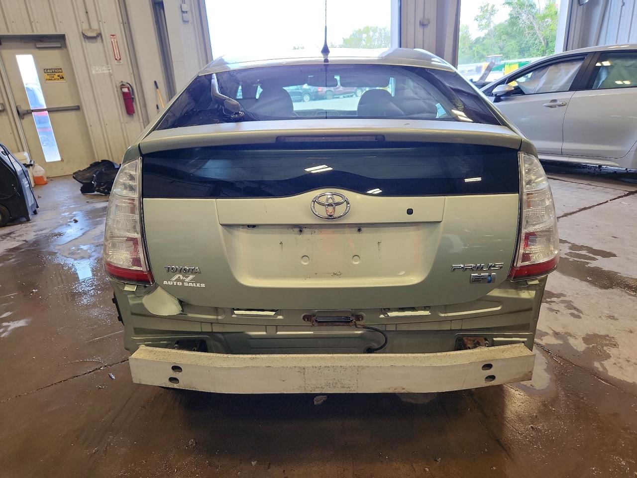 2007 Toyota Prius Base Зеленый vin: JTDKB20U973238911