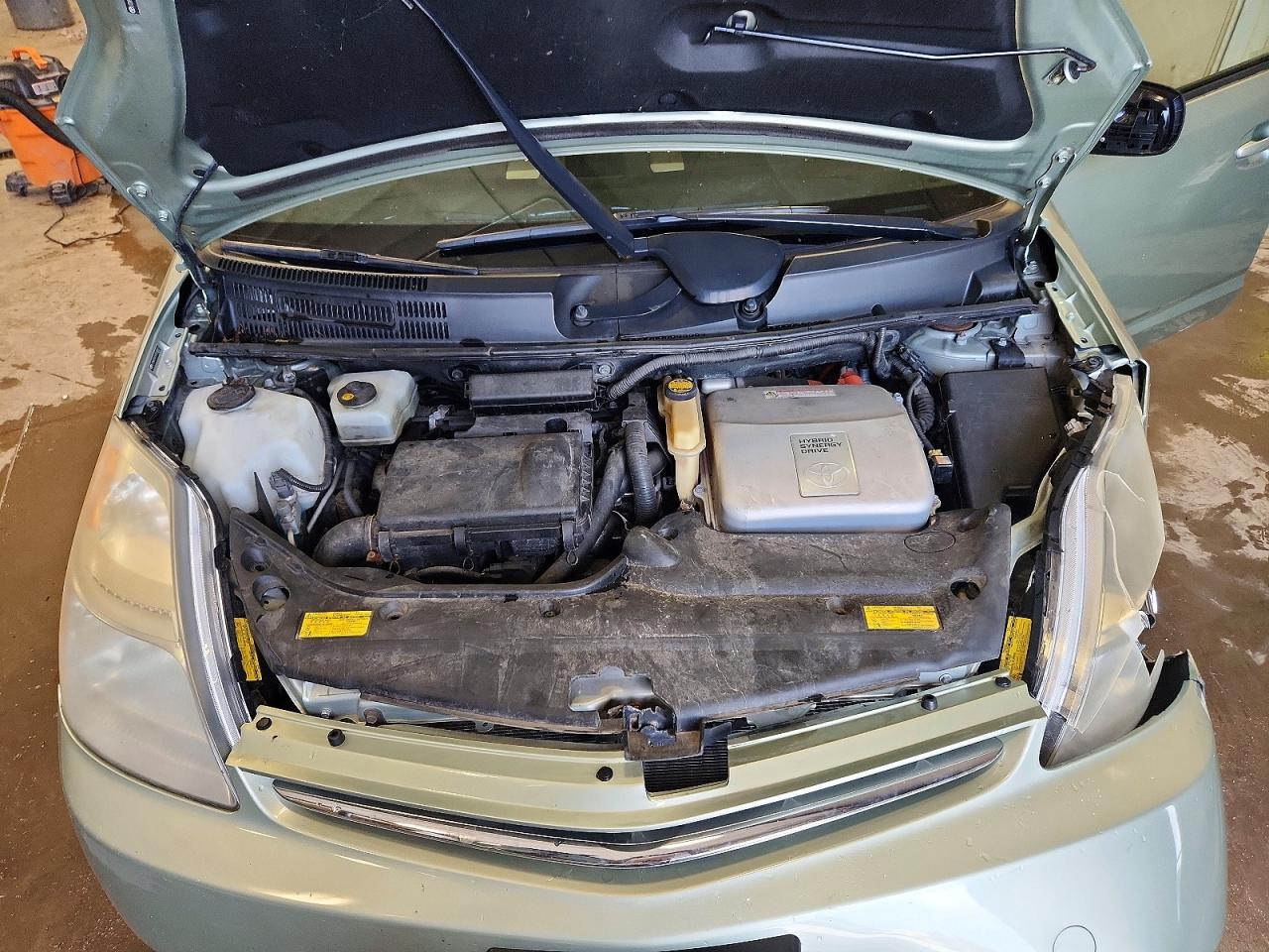 2007 Toyota Prius Base Зеленый vin: JTDKB20U973238911