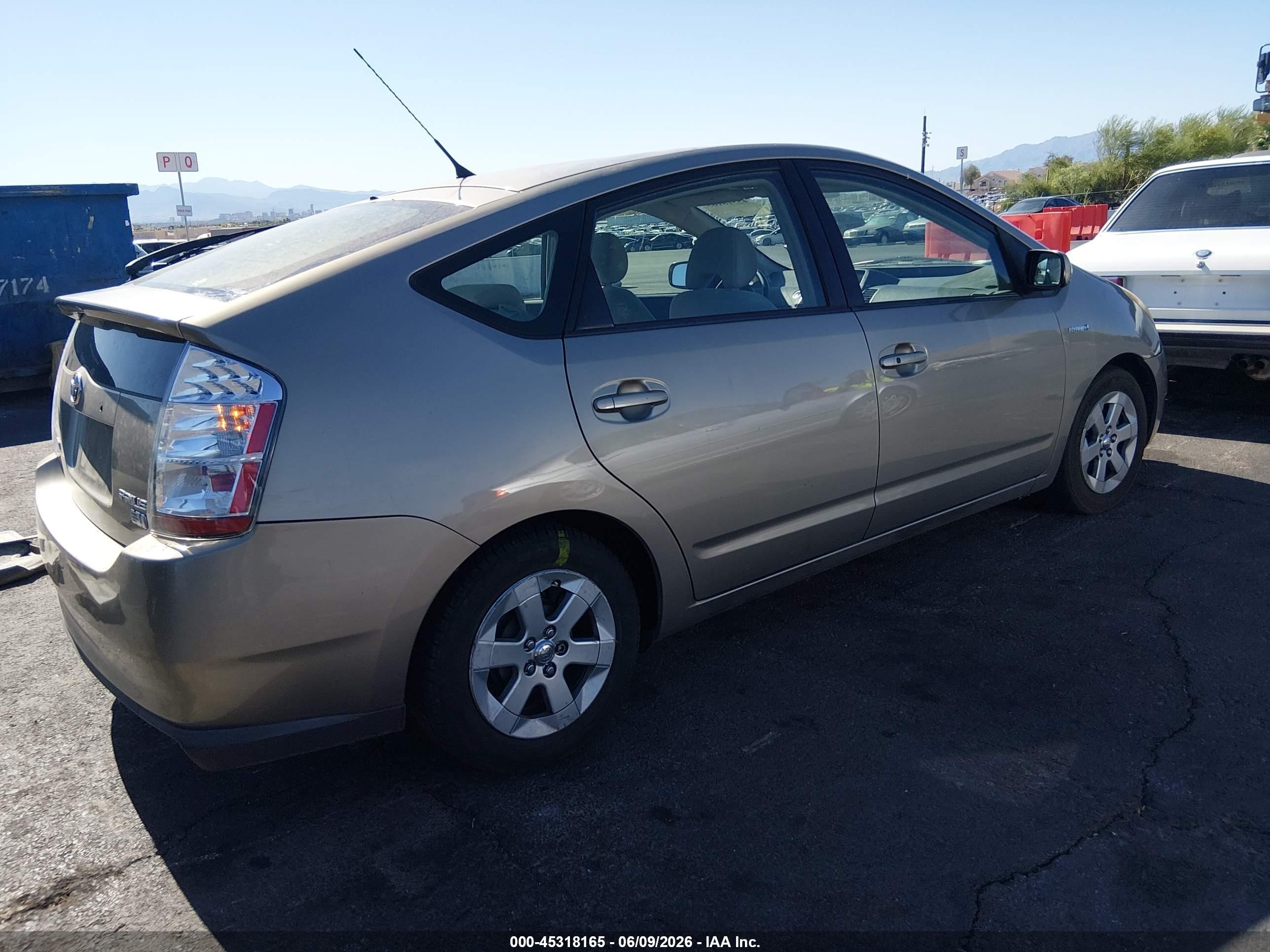 2007 Toyota Prius   Gold vin: JTDKB20U973268152