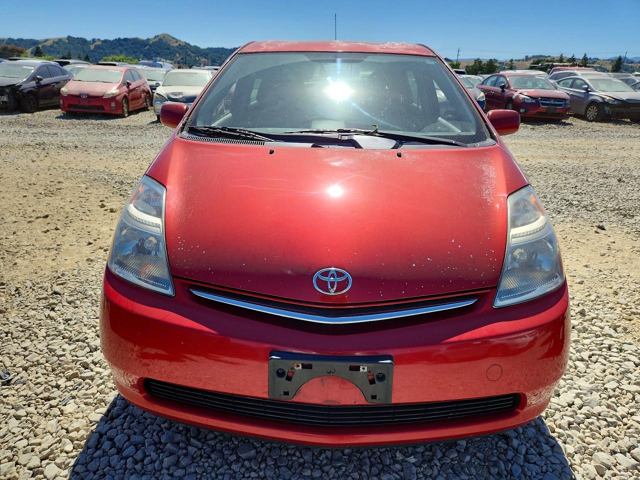 2007 Toyota Prius Base Red vin: JTDKB20U973275585