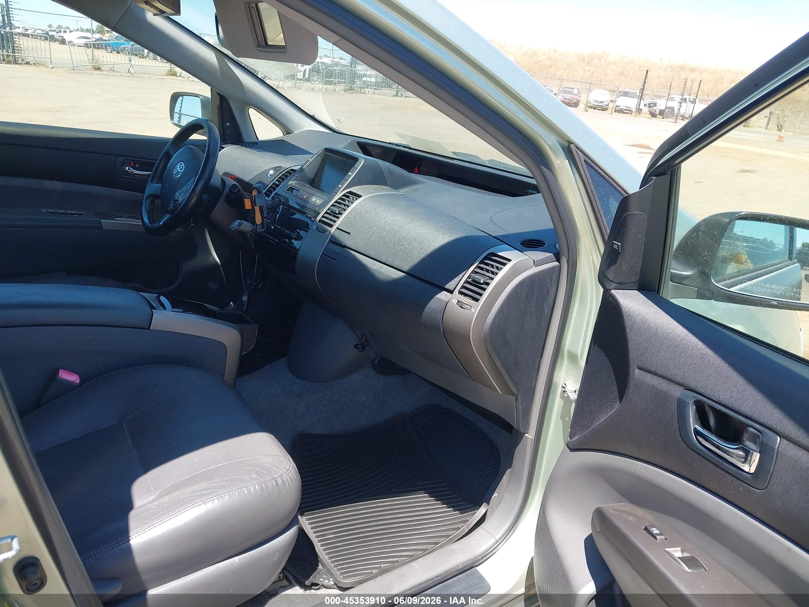 2007 Toyota Prius Touring Green vin: JTDKB20U973281564