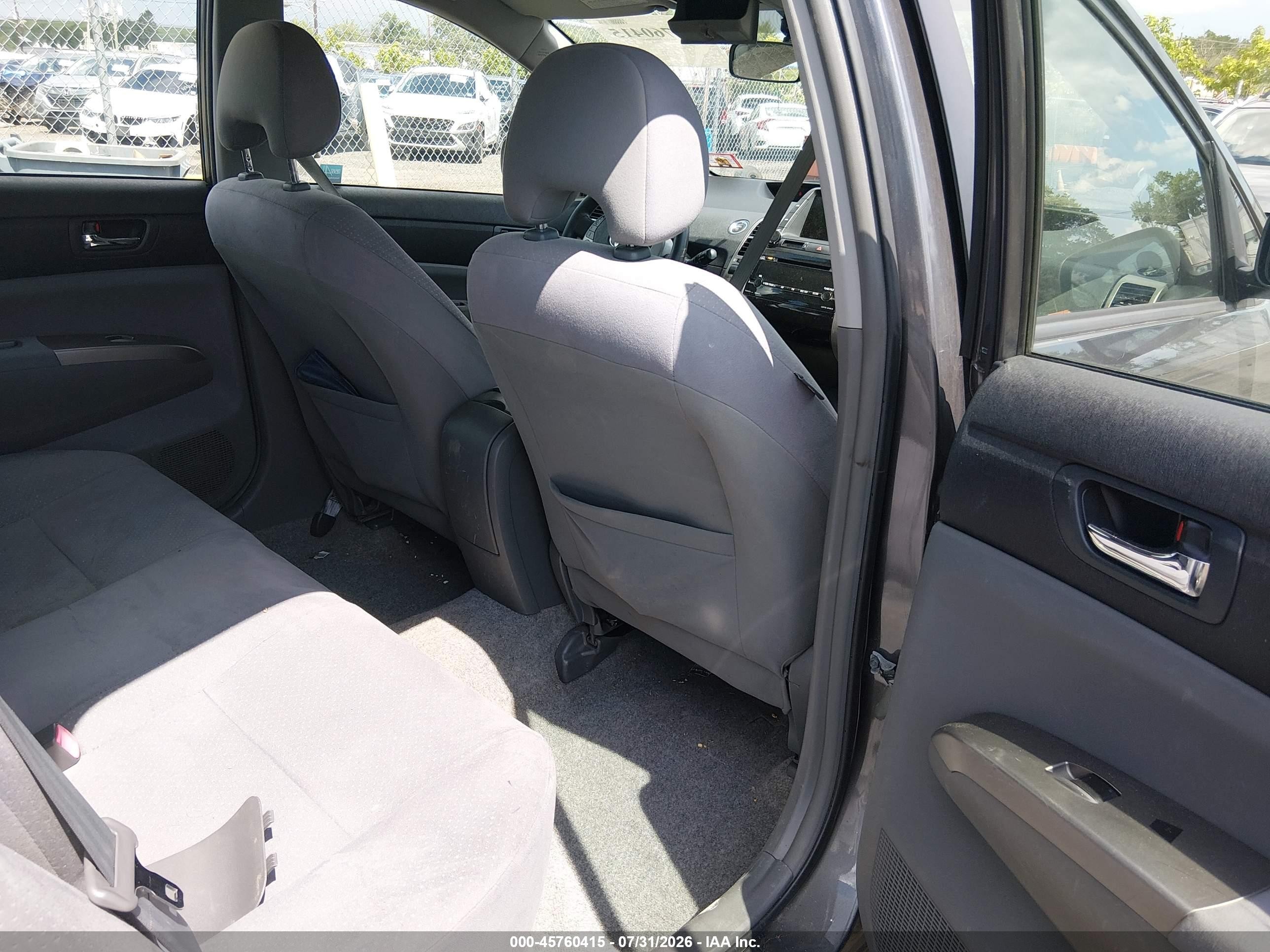 2007 Toyota Prius   Gray vin: JTDKB20U973294184