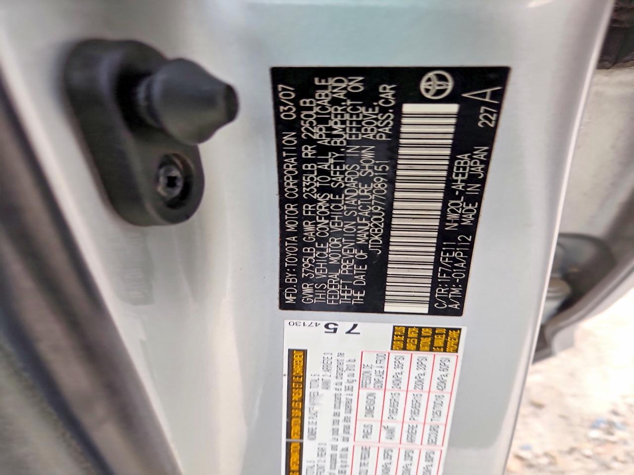 2007 Toyota Prius Silver vin: JTDKB20U977089151