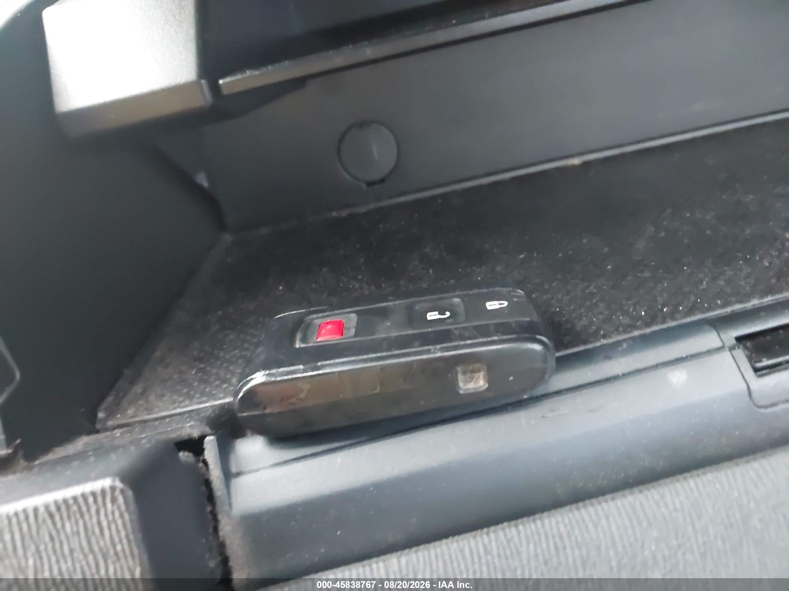 2007 Toyota Prius   Black vin: JTDKB20U977558092