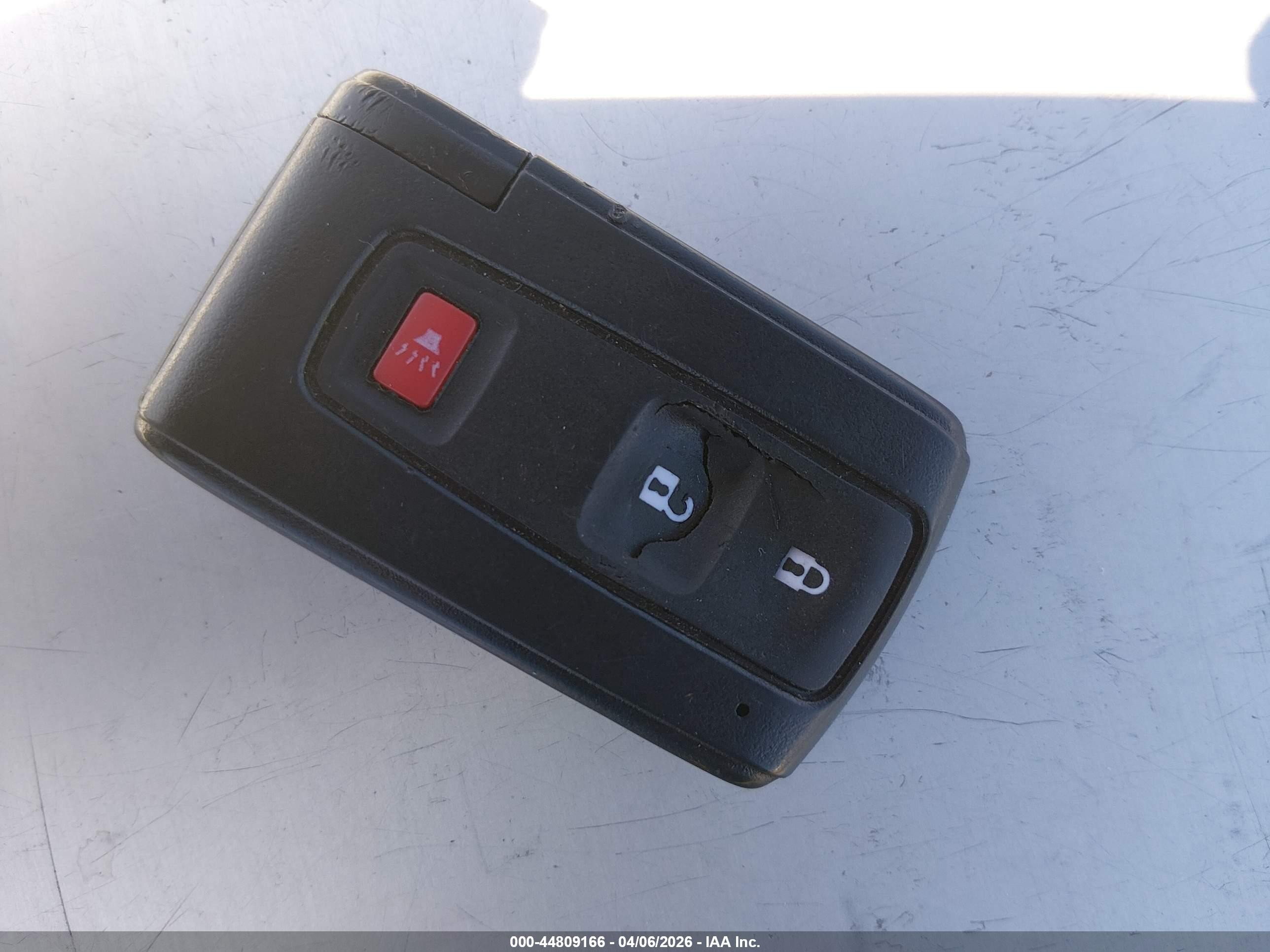 2007 Toyota Prius   Синий vin: JTDKB20U977562580