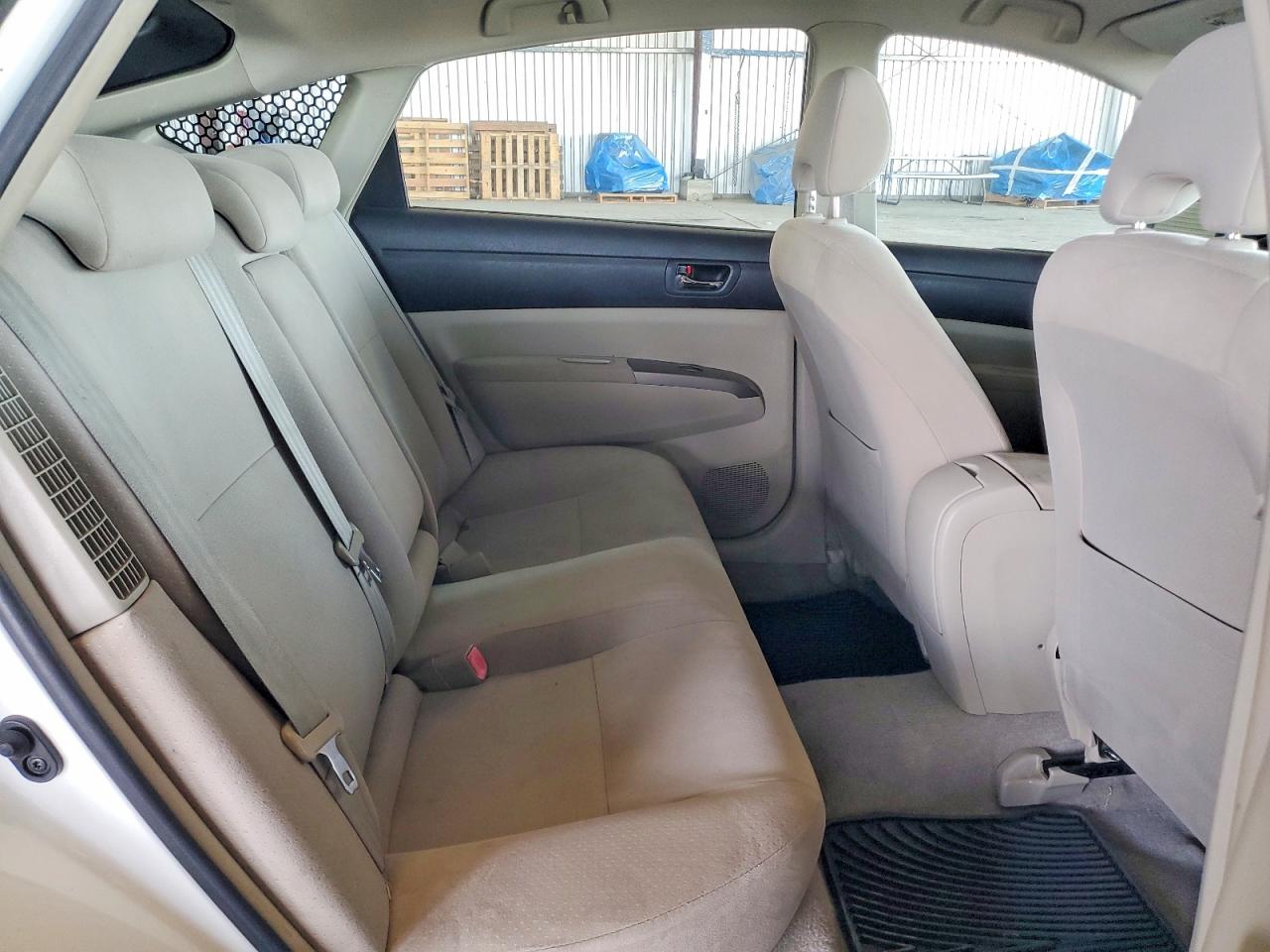 2007 Toyota Prius Base White vin: JTDKB20U977567973