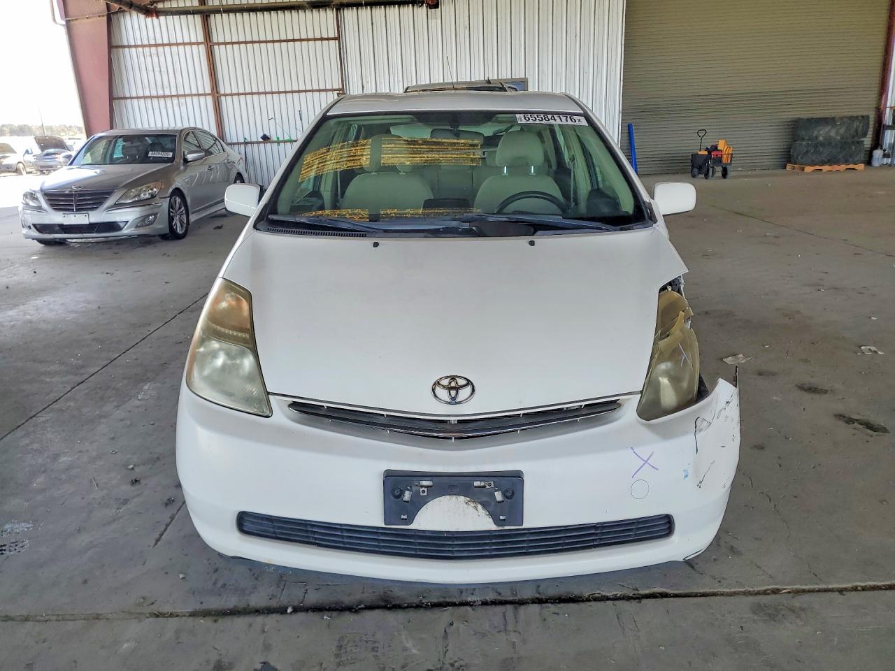 2007 Toyota Prius Base White vin: JTDKB20U977567973