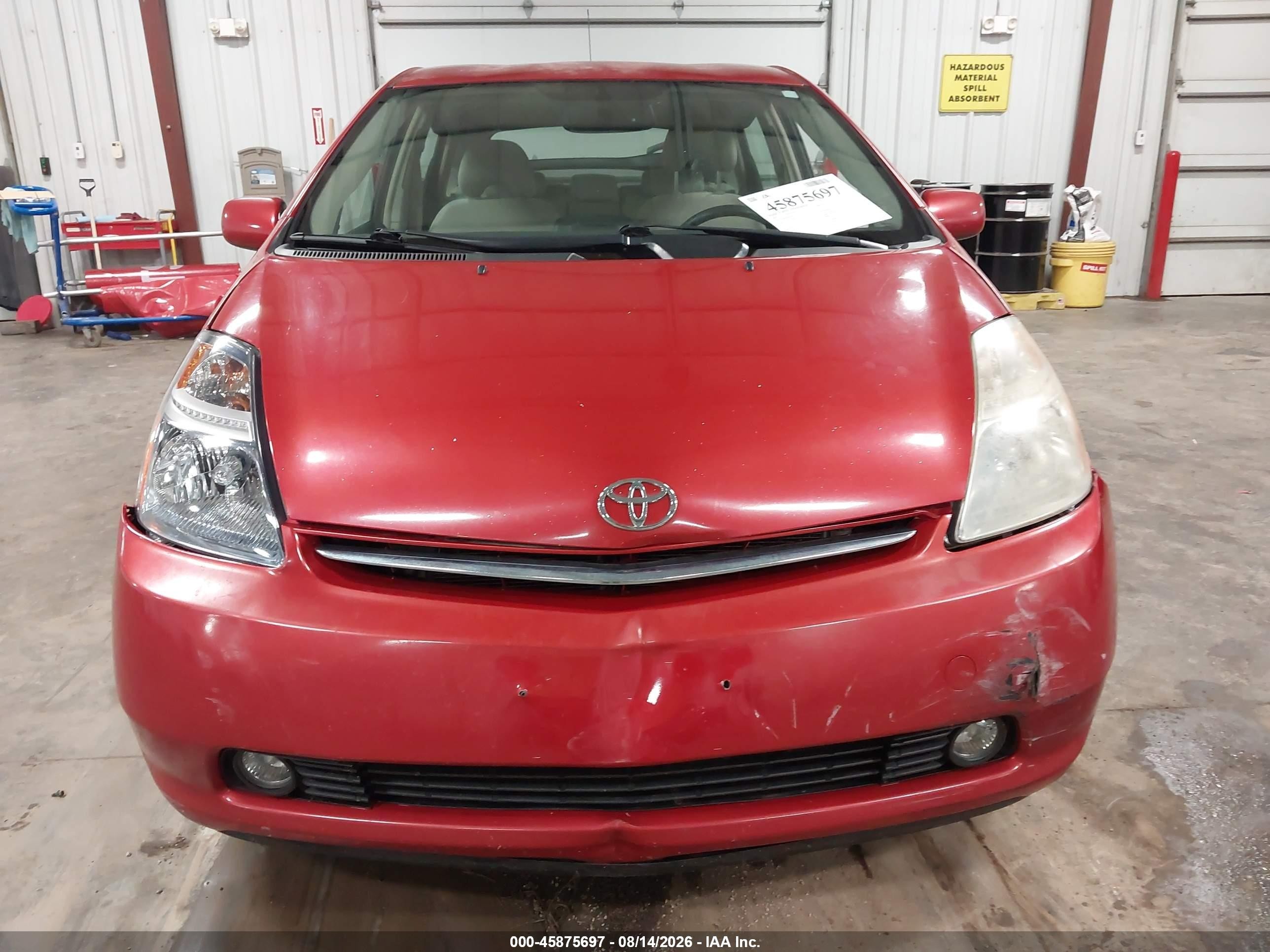 2007 Toyota Prius Touring Red vin: JTDKB20U977573224