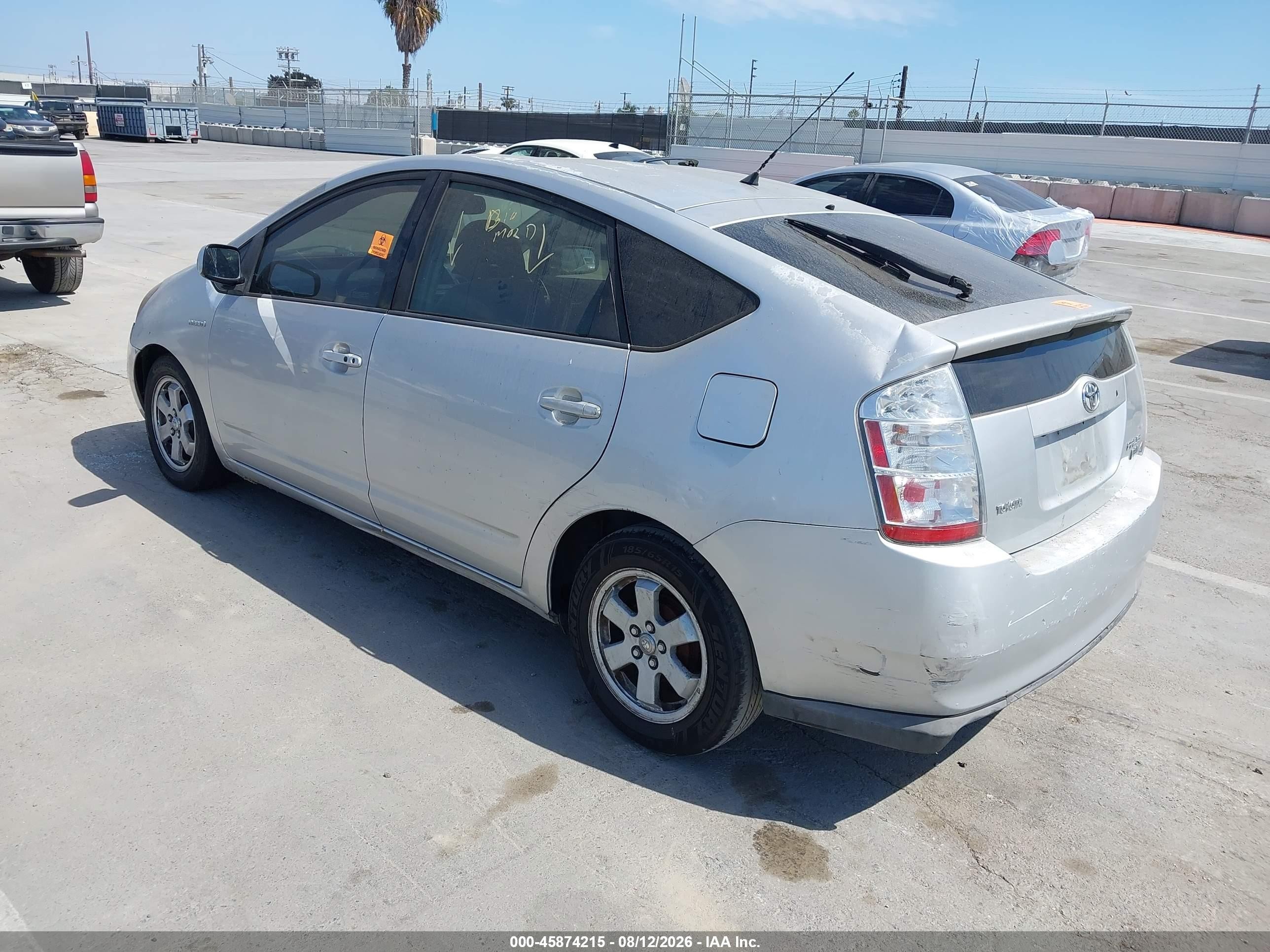 2007 Toyota Prius   Silver vin: JTDKB20U977574048