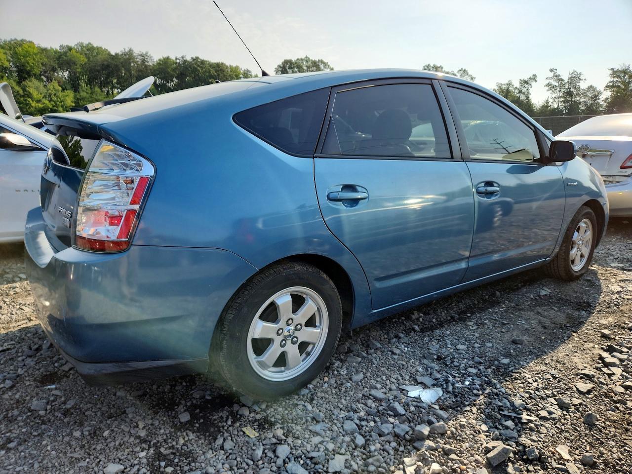 2007 Toyota Prius Base Blue vin: JTDKB20U977597054