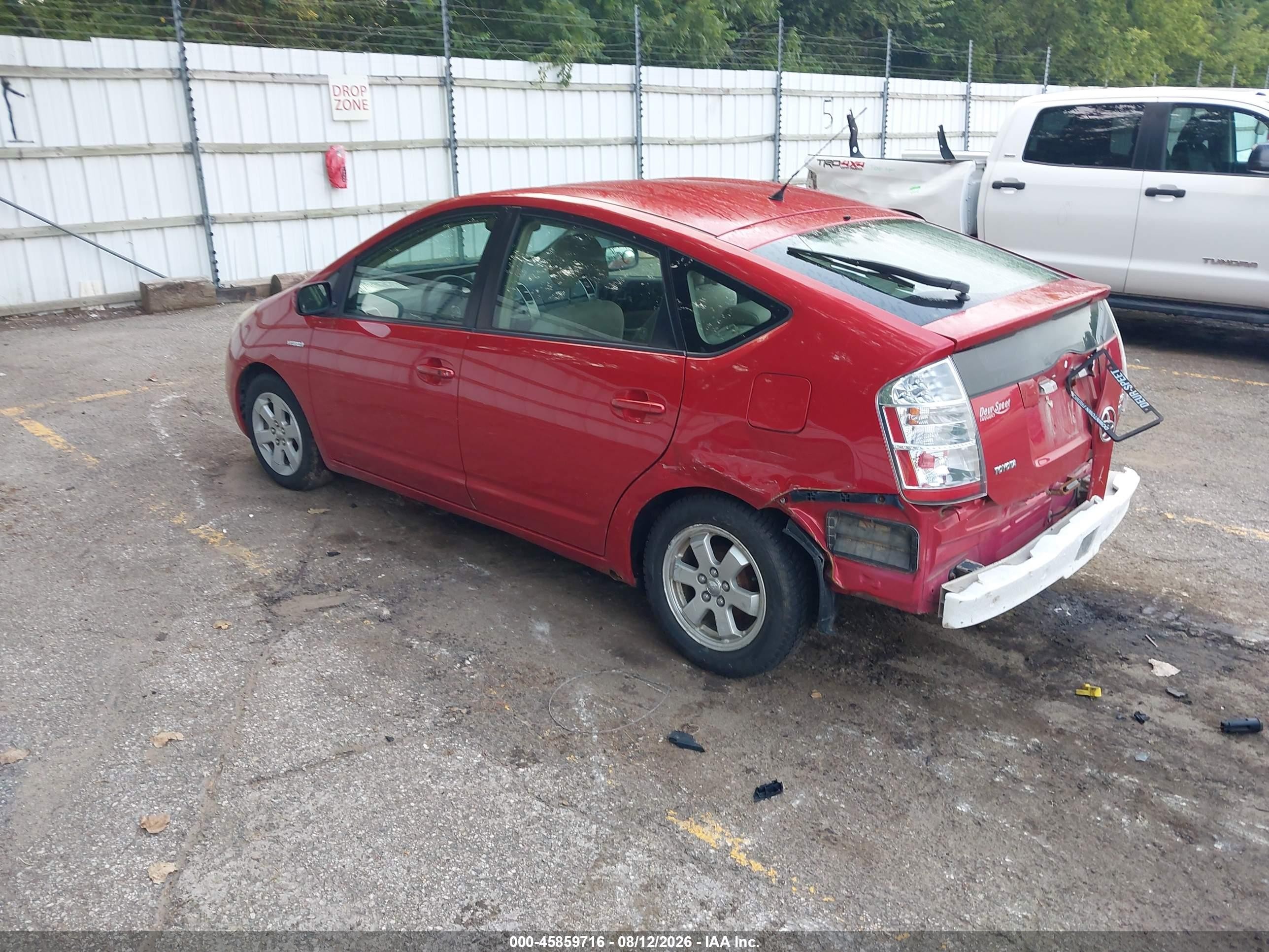 2007 Toyota Prius   Red vin: JTDKB20U977608280