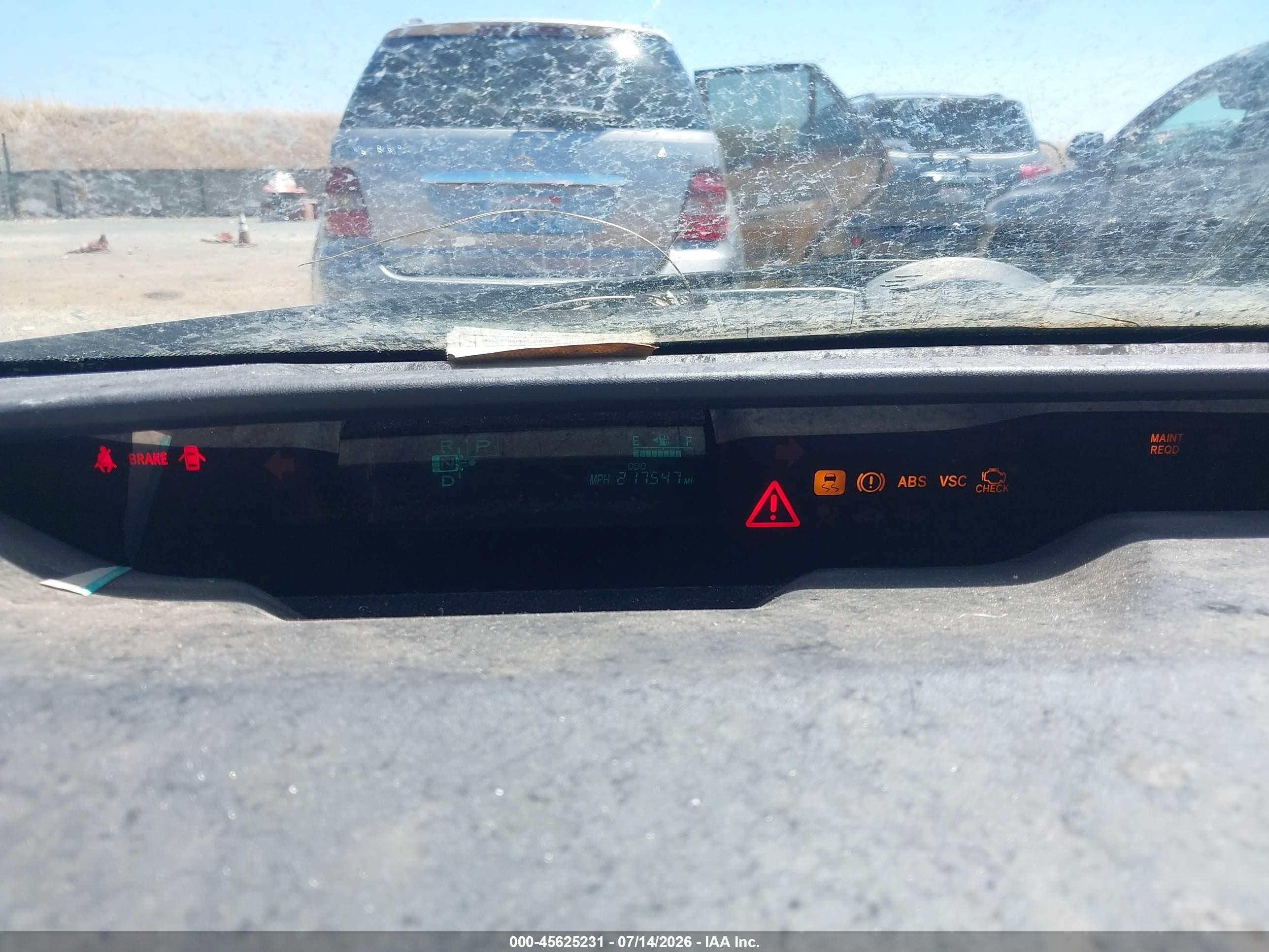 2007 Toyota Prius   Red vin: JTDKB20U977652750