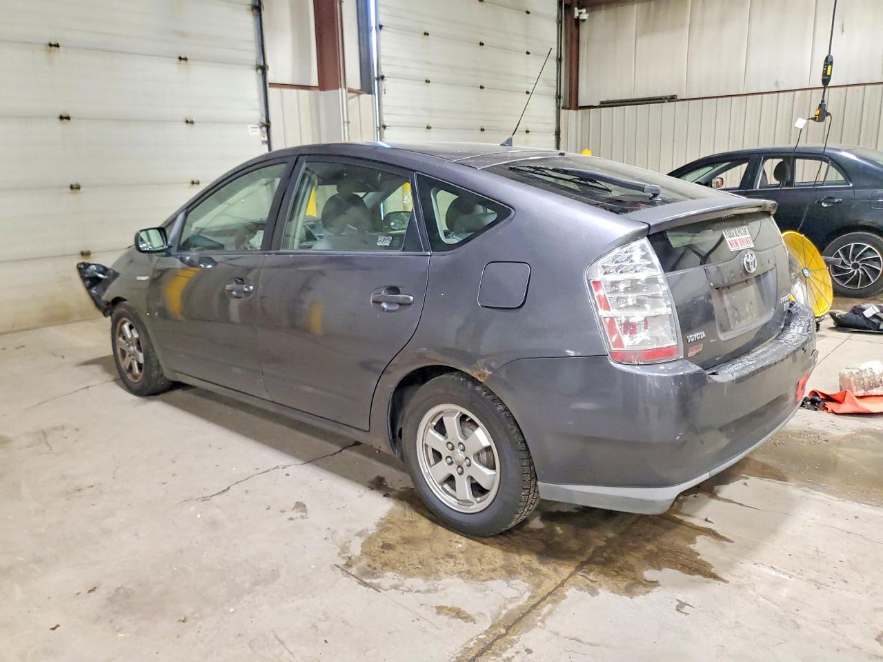 2008 Toyota Prius Base Серый vin: JTDKB20U983303032