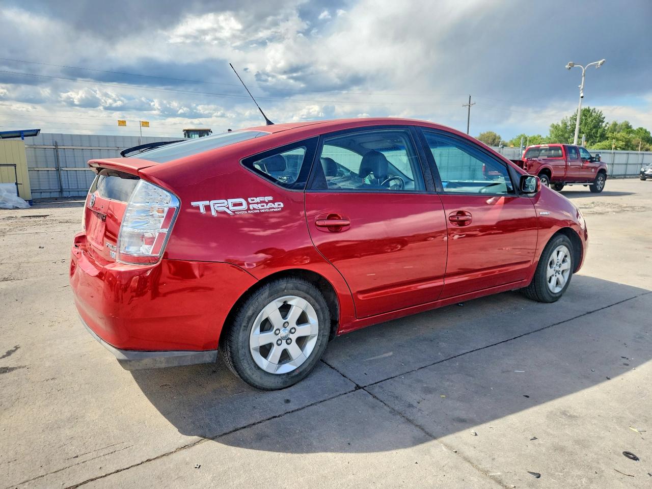 2008 Toyota Prius Base Red vin: JTDKB20U983336113