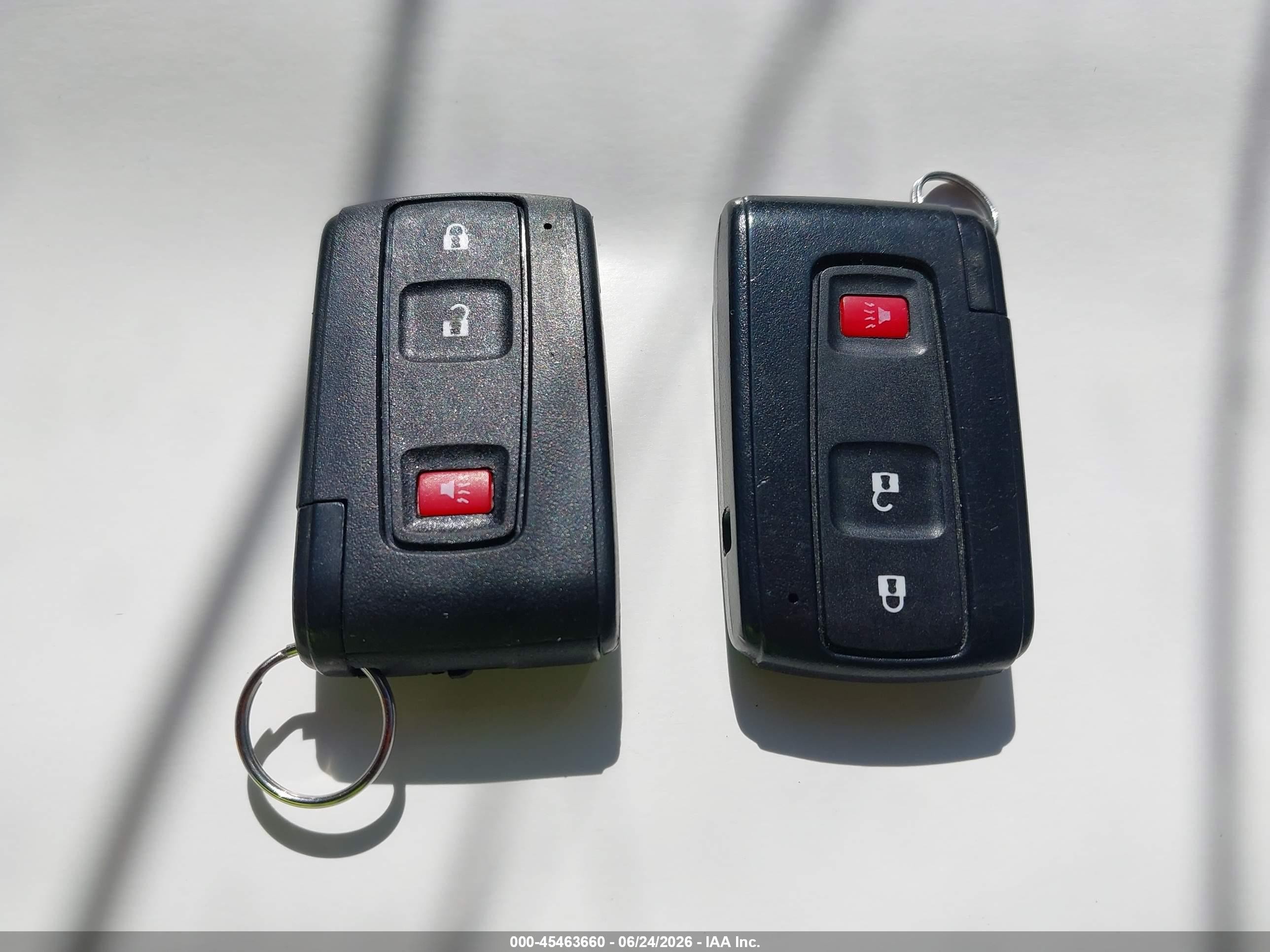 2008 Toyota Prius   Серый vin: JTDKB20U983336399