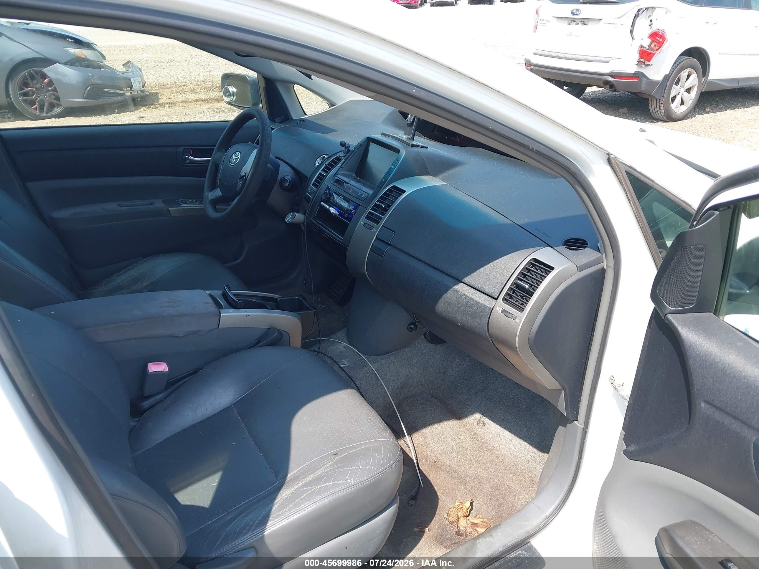 2008 Toyota Prius White vin: JTDKB20U983344129