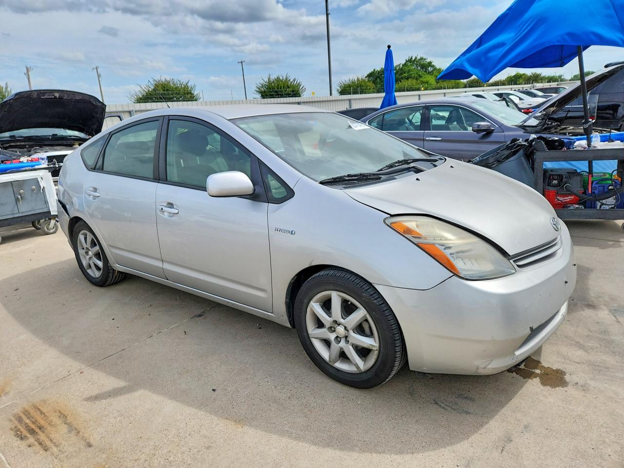 2008 Toyota Prius Touring Silver vin: JTDKB20U983344504