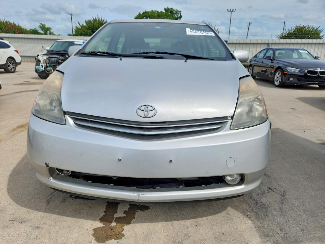 2008 Toyota Prius Touring Silver vin: JTDKB20U983344504