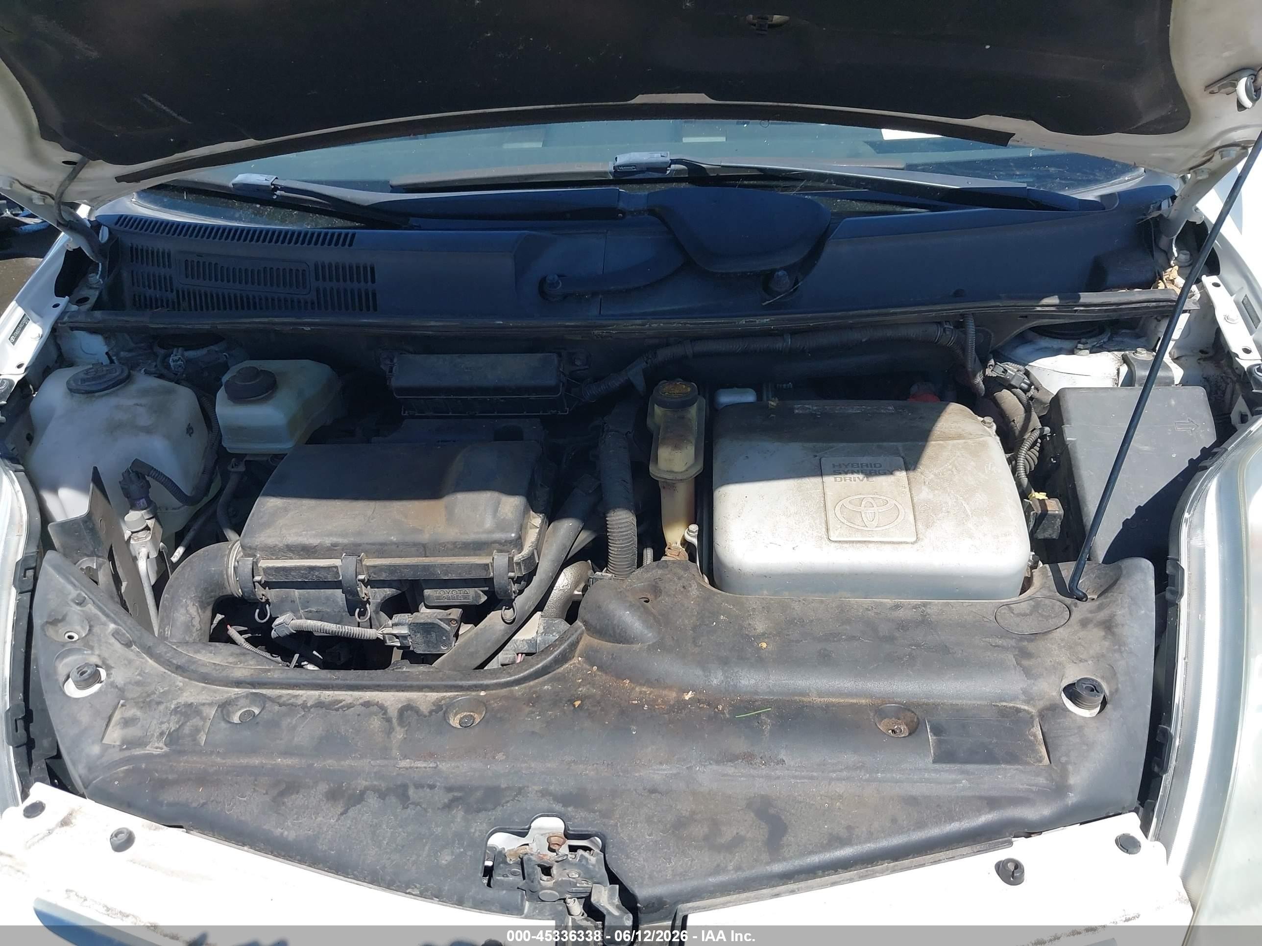 2008 Toyota Prius   Белый vin: JTDKB20U983348858