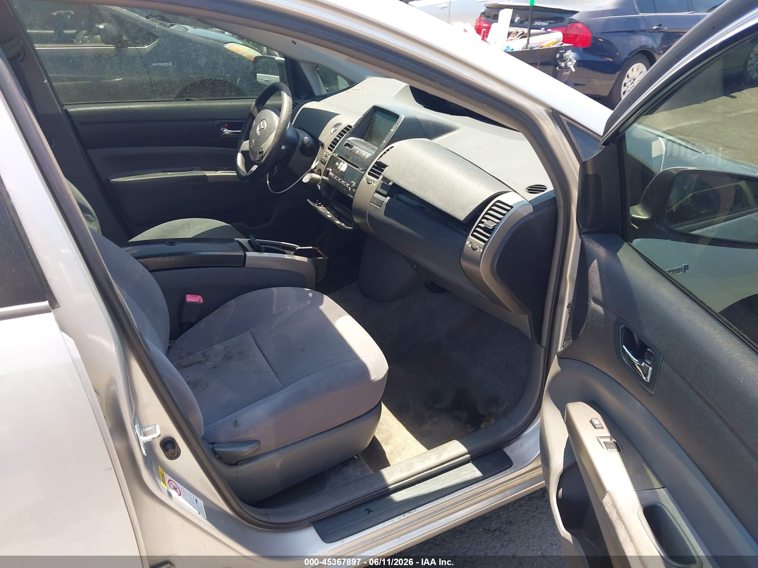 2008 Toyota Prius   Silver vin: JTDKB20U983363506